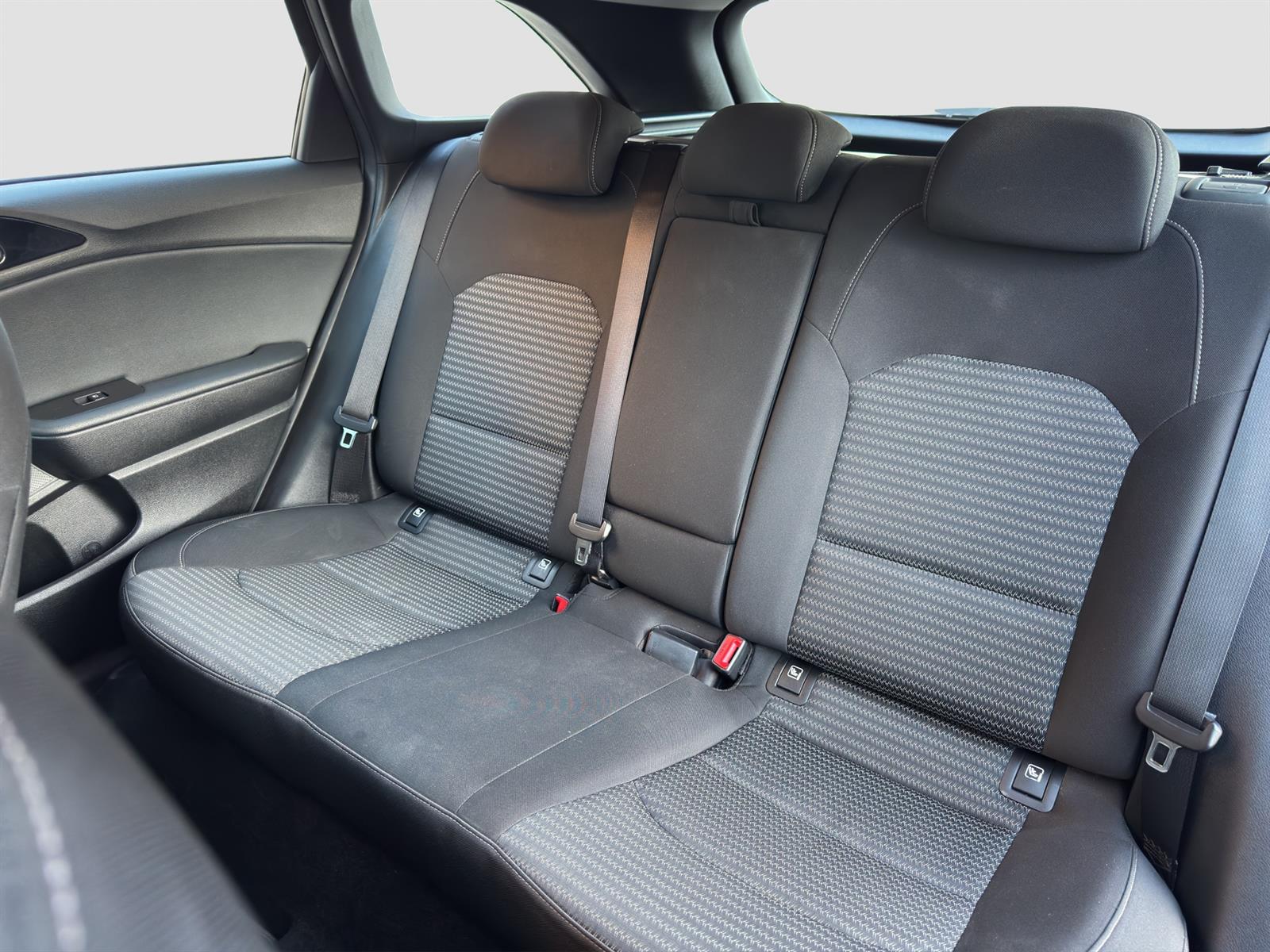 KIA Ceed SW 1.5 T-GDi Power-image-5
