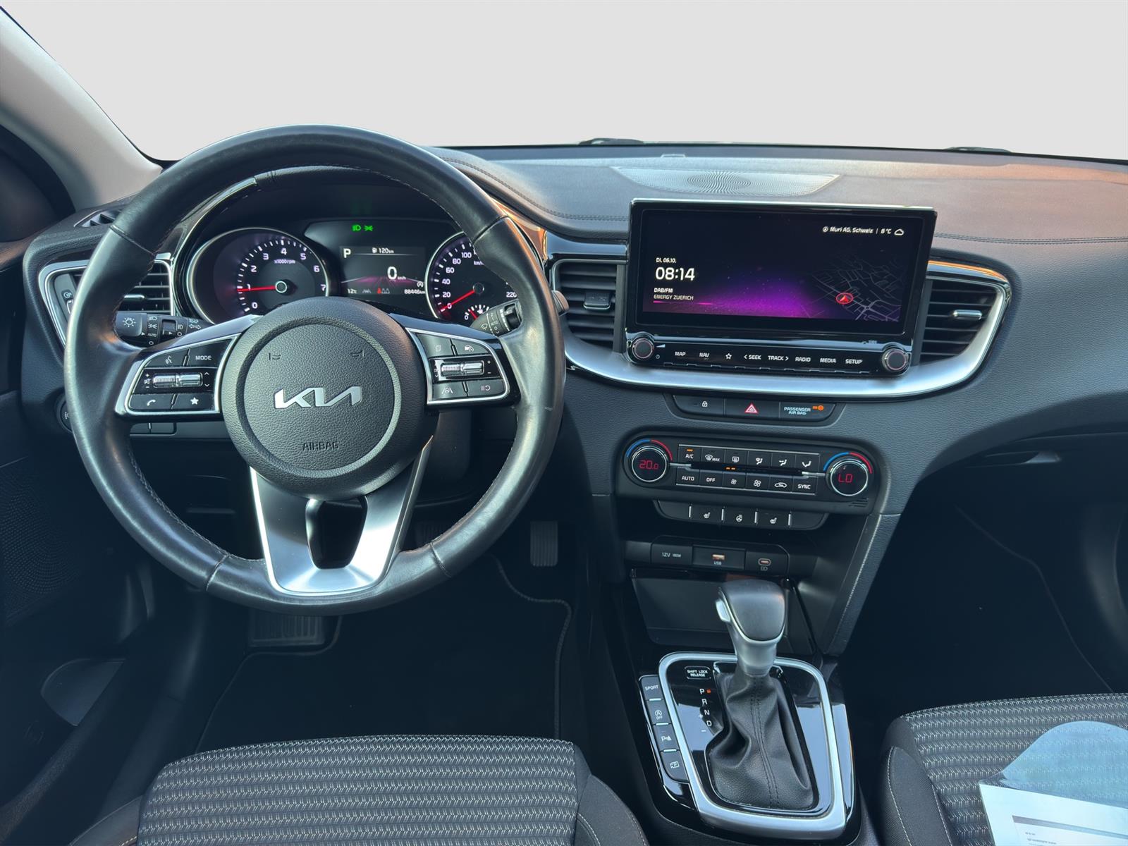 KIA Ceed SW 1.5 T-GDi Power-image-8