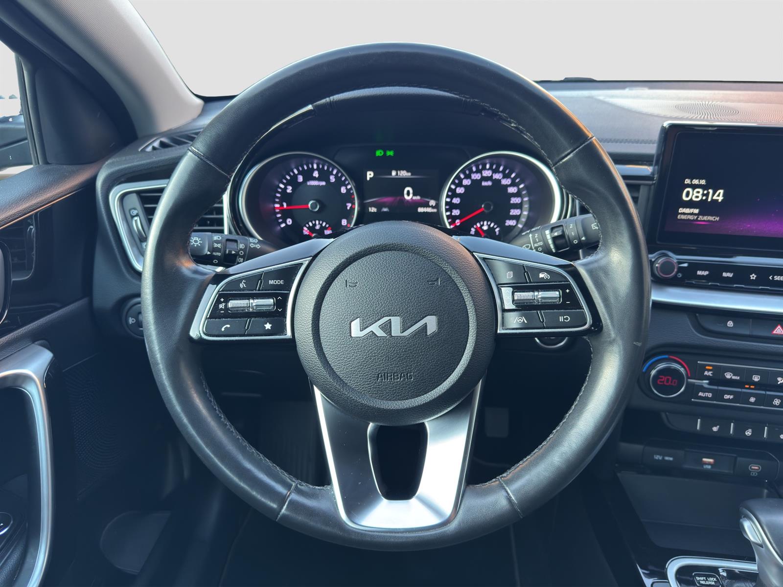 KIA Ceed SW 1.5 T-GDi Power-image-9
