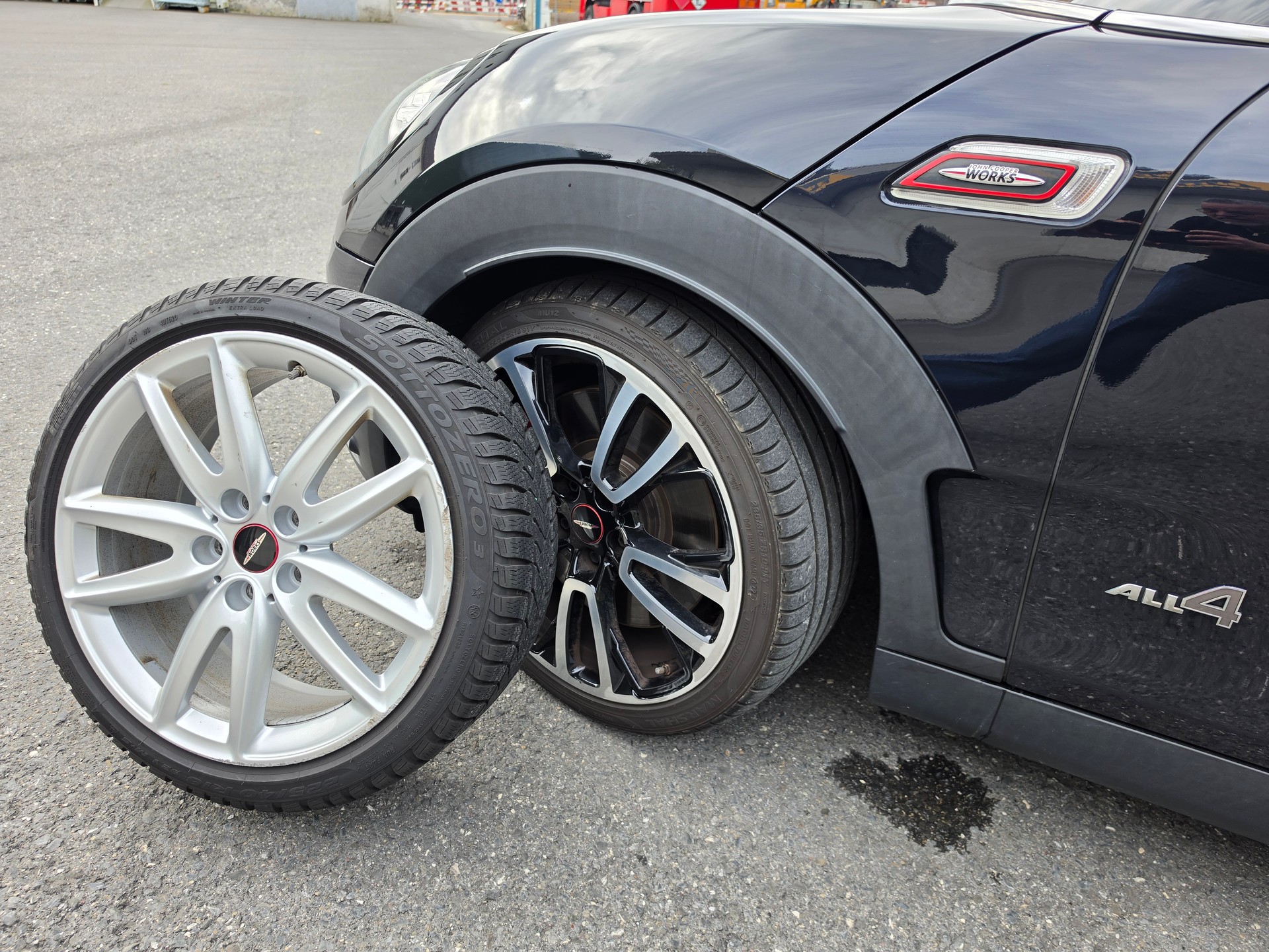 MINI Clubman Cooper John Cooper Works ALL4 Steptronic-image-27