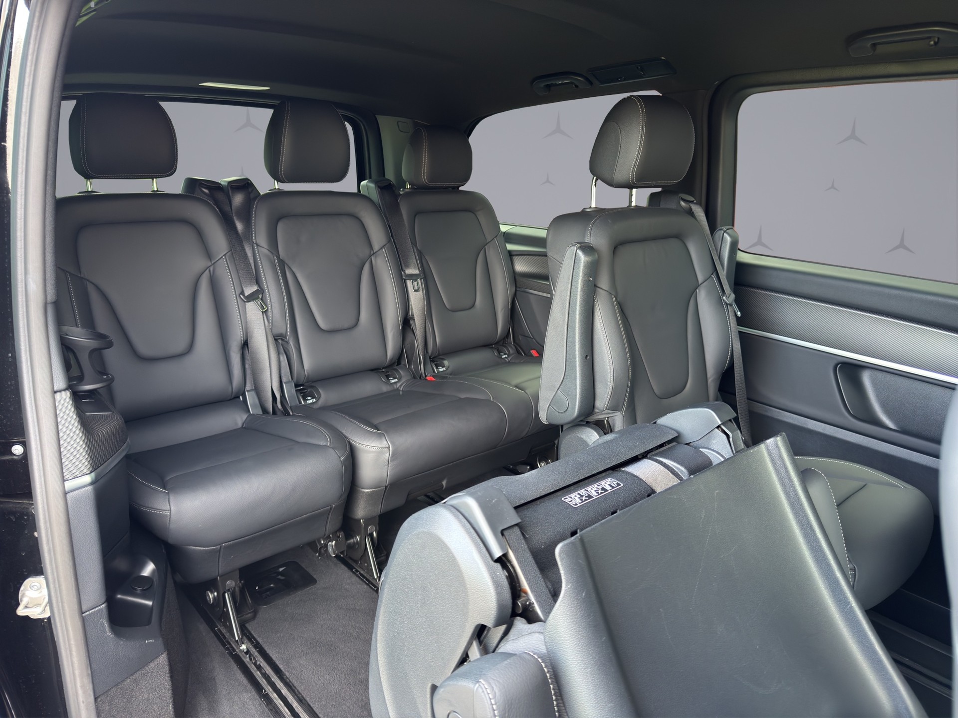MERCEDES-BENZ V 250 d AMG Line L 4Matic - Facelift-image-17