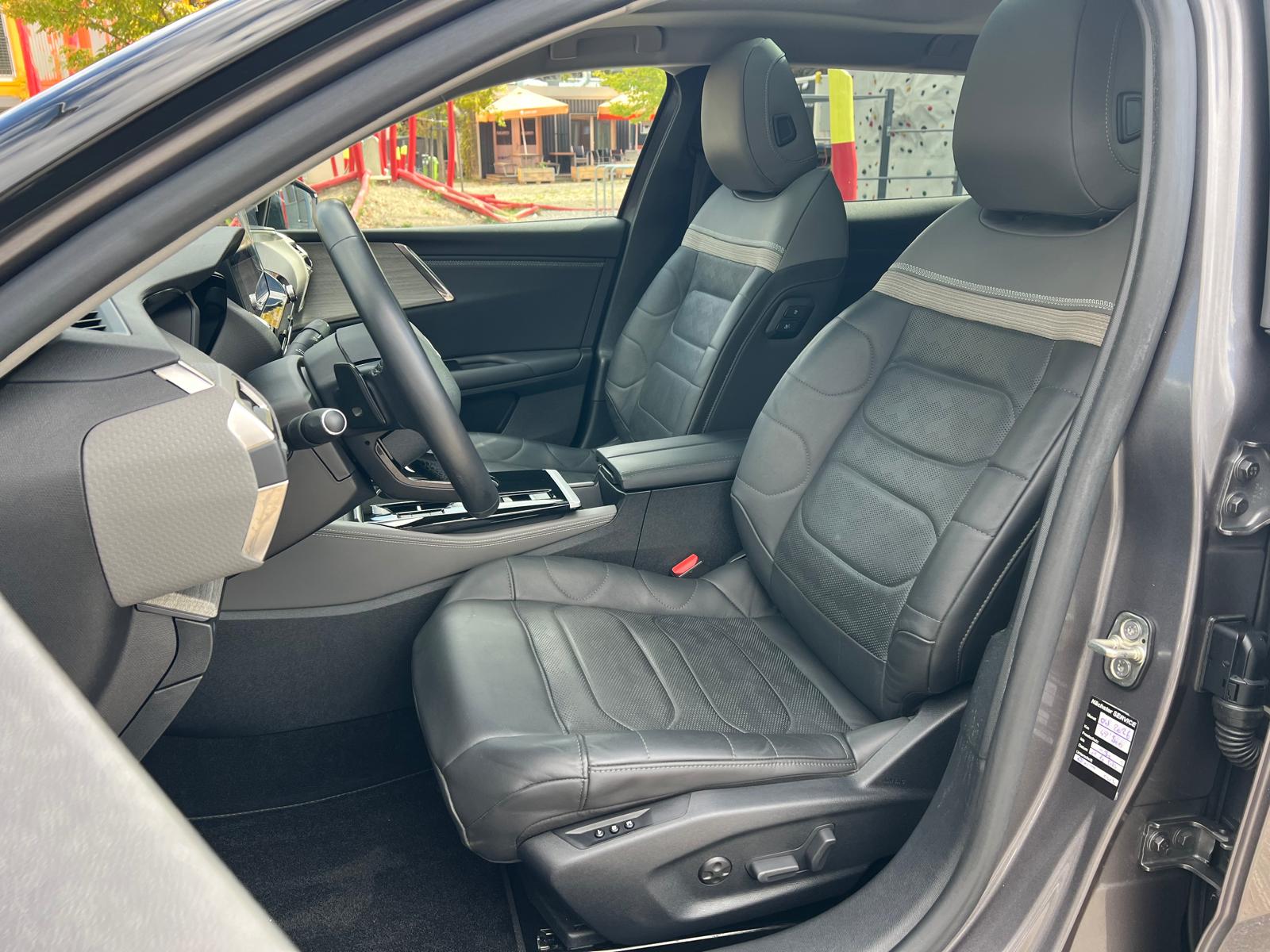 CITROEN C5 X 1.6i PHEV Shine Pack e-EAT8-image-11