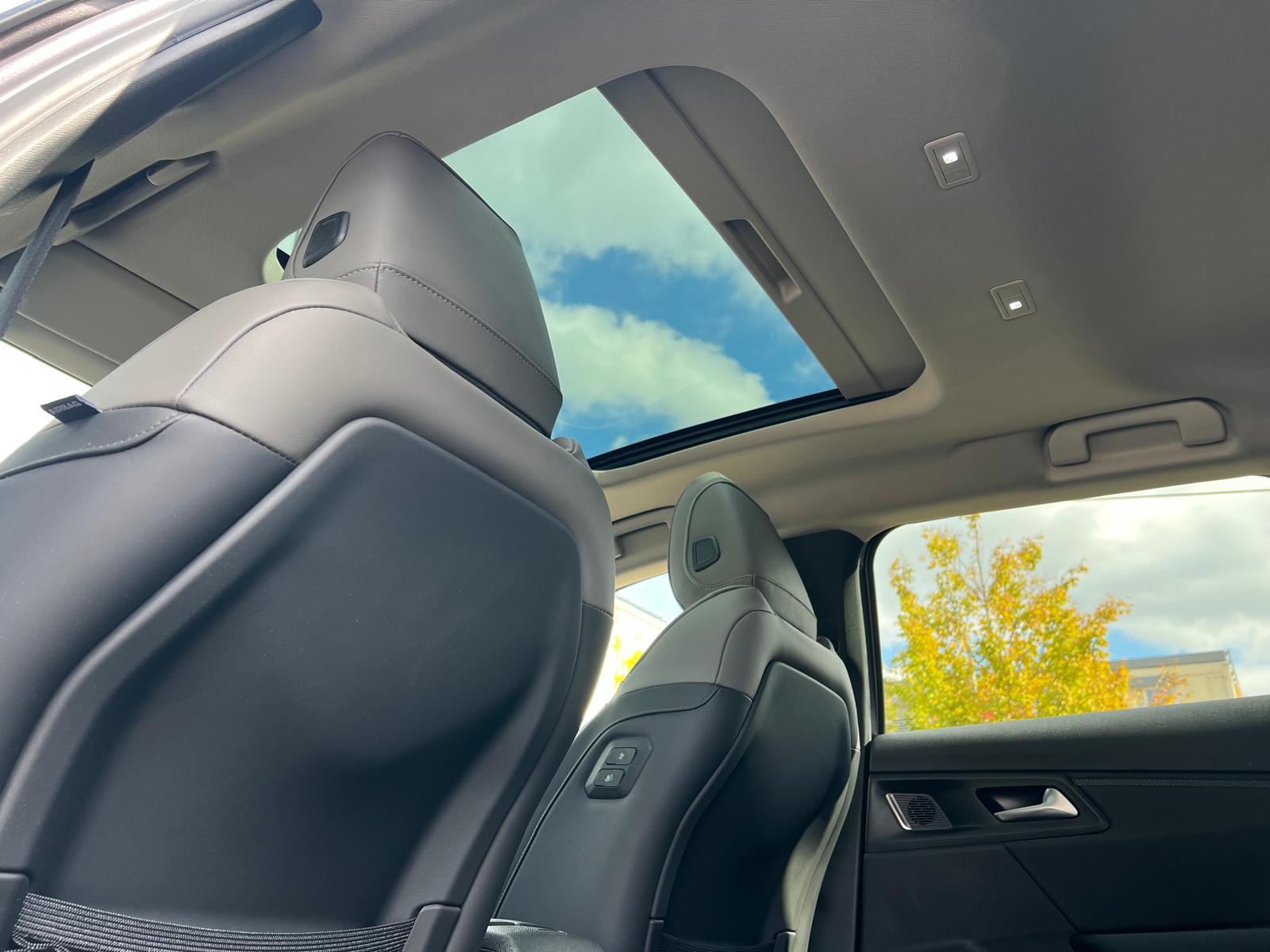 CITROEN C5 X 1.6i PHEV Shine Pack e-EAT8-image-9