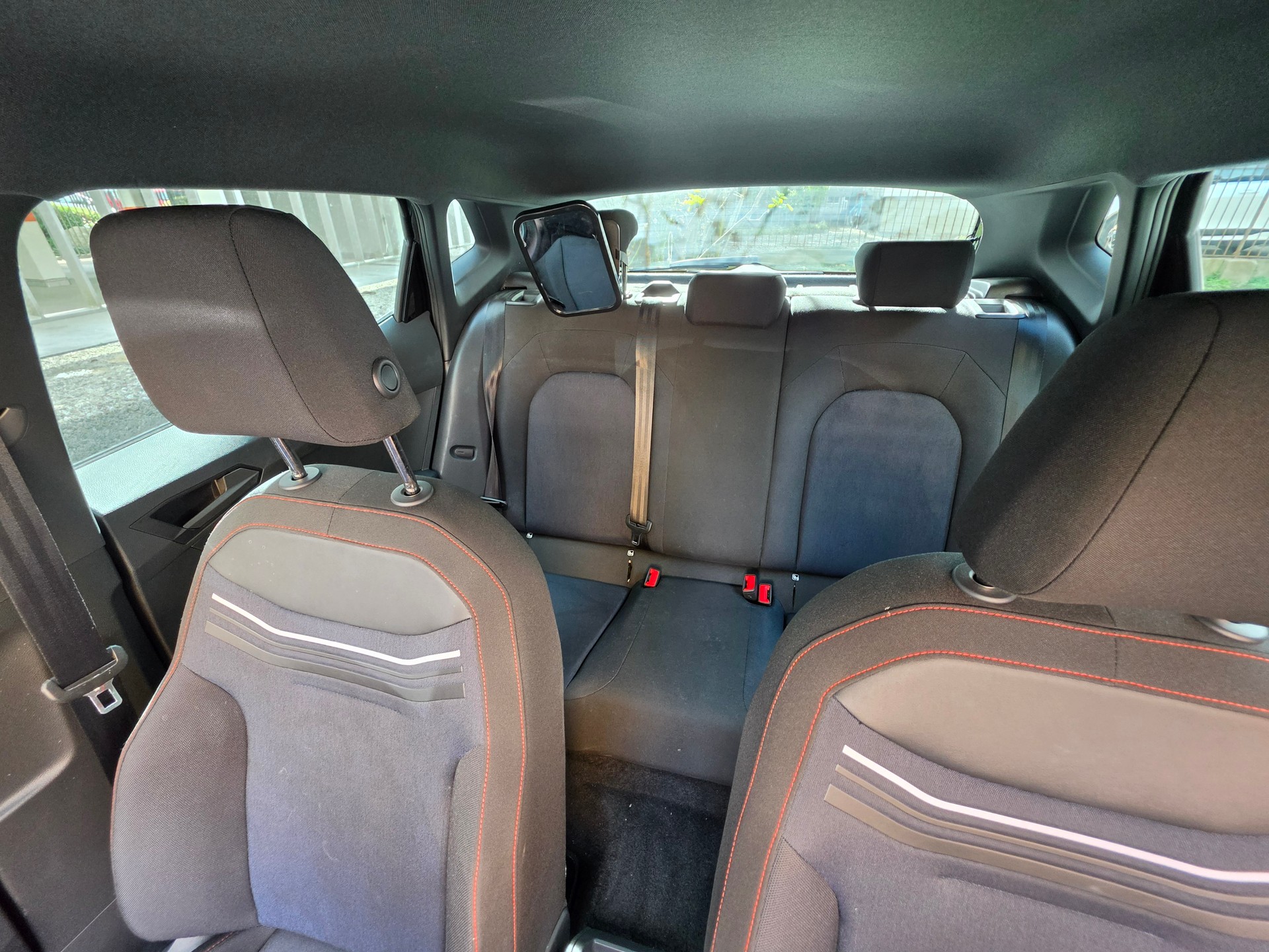 SEAT 1.0 TSI 110 FR DSG-image-3