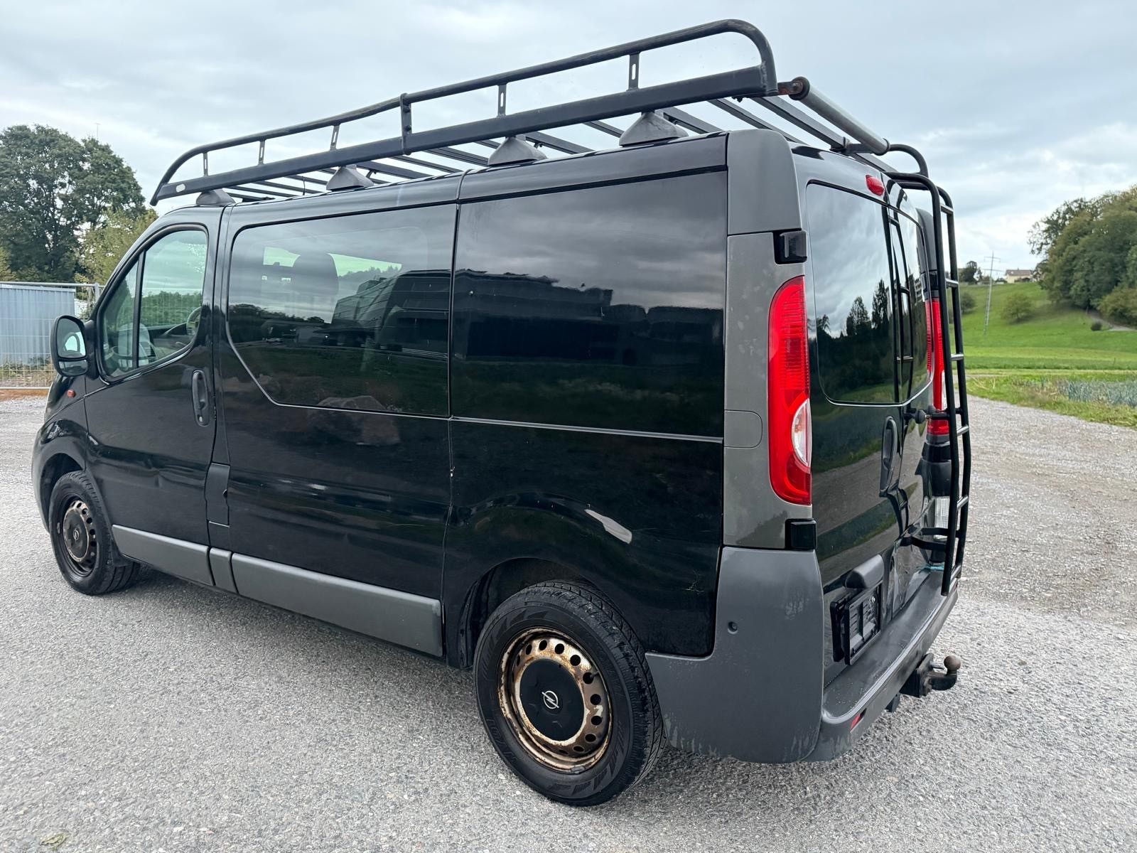 OPEL Vivaro 2.0CDTI 2.7t L1H1-image-6