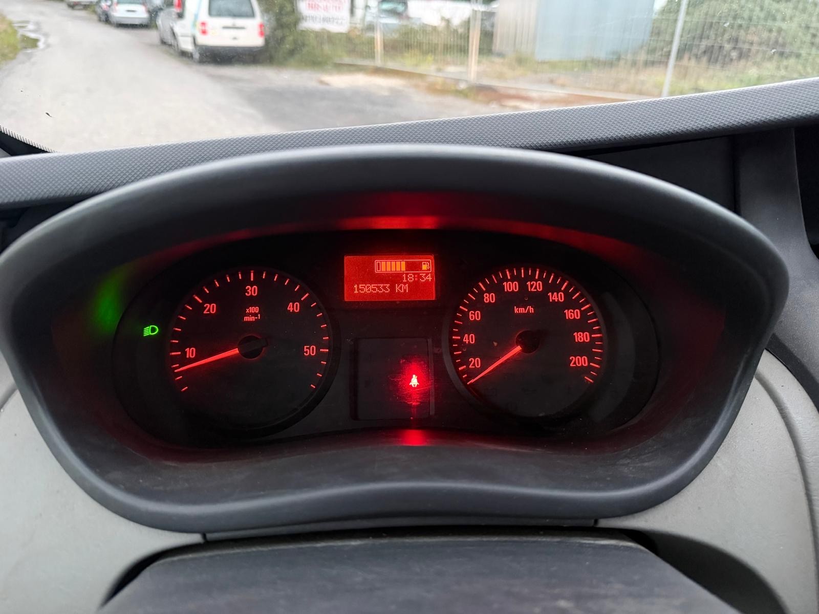 OPEL Vivaro 2.0CDTI 2.7t L1H1-image-15