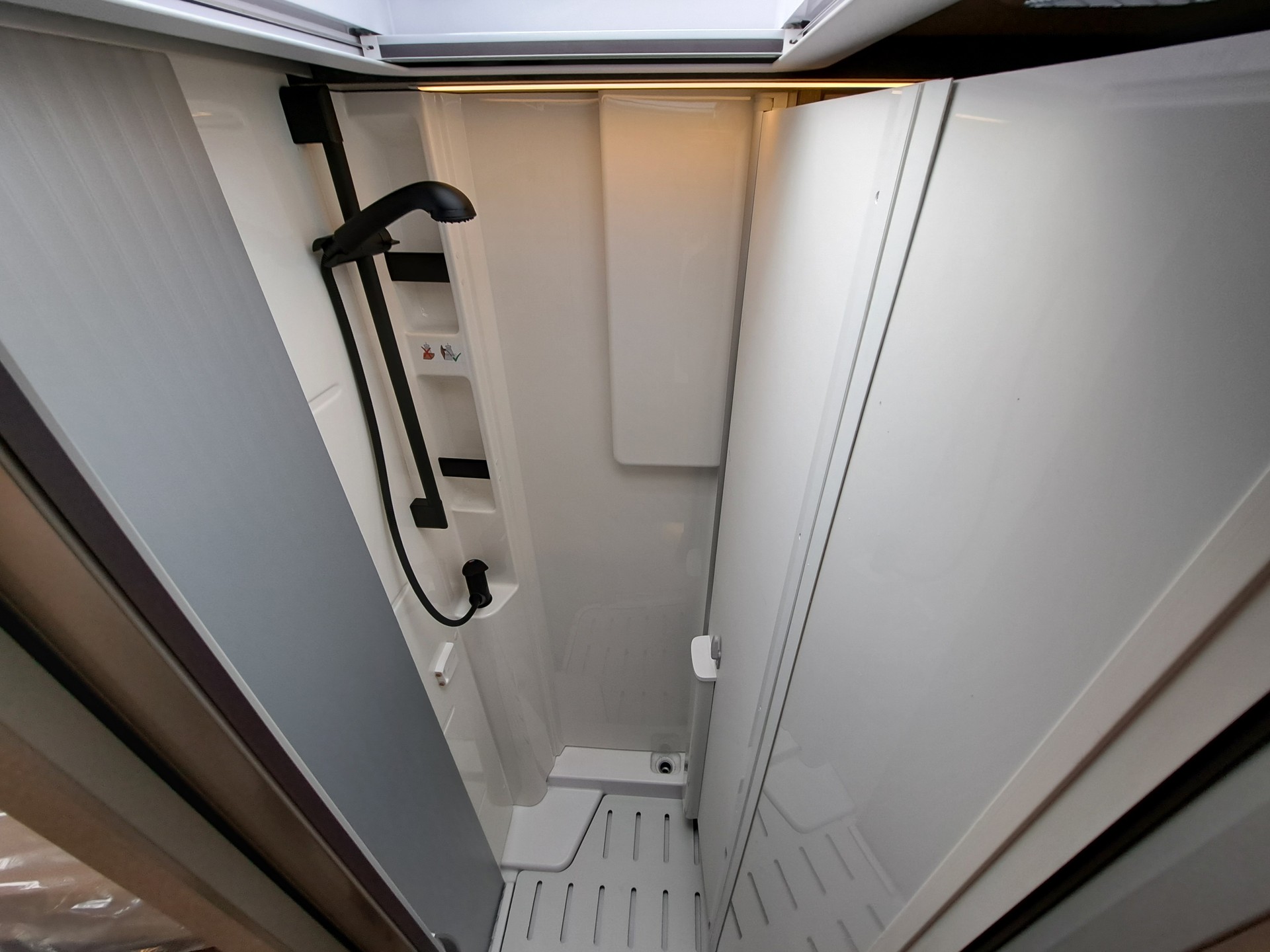 HYMER ML-T 570 Crossover-image-5