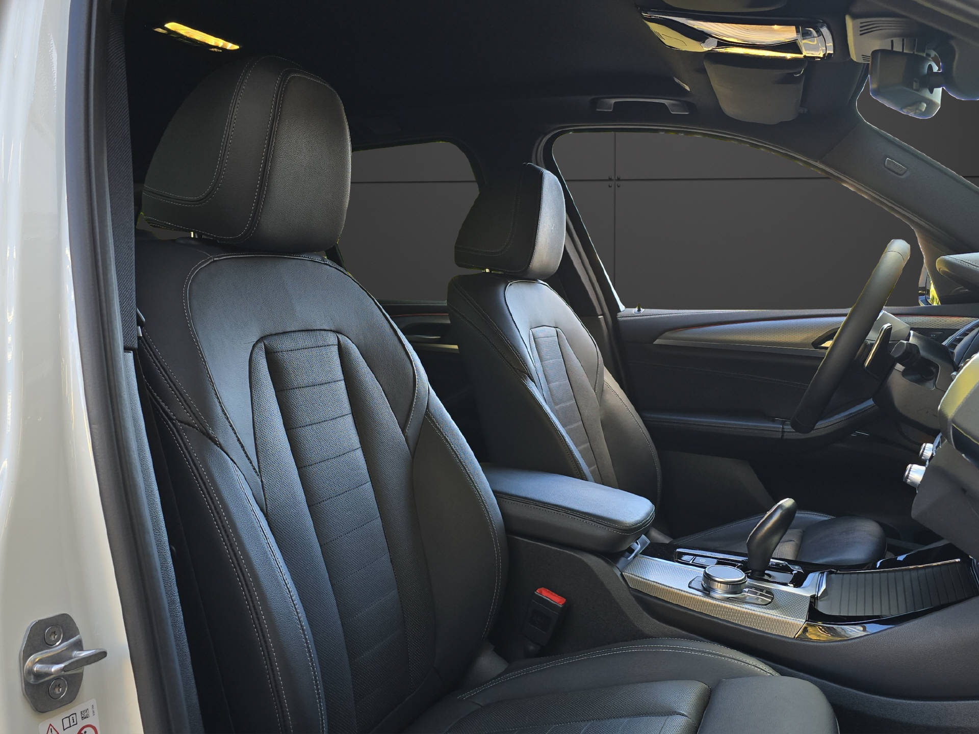 BMW X3 M40d ** Leasingaktion 2,9% // Frisch ab MFK // 12 Monate GARANTIE **-image-9