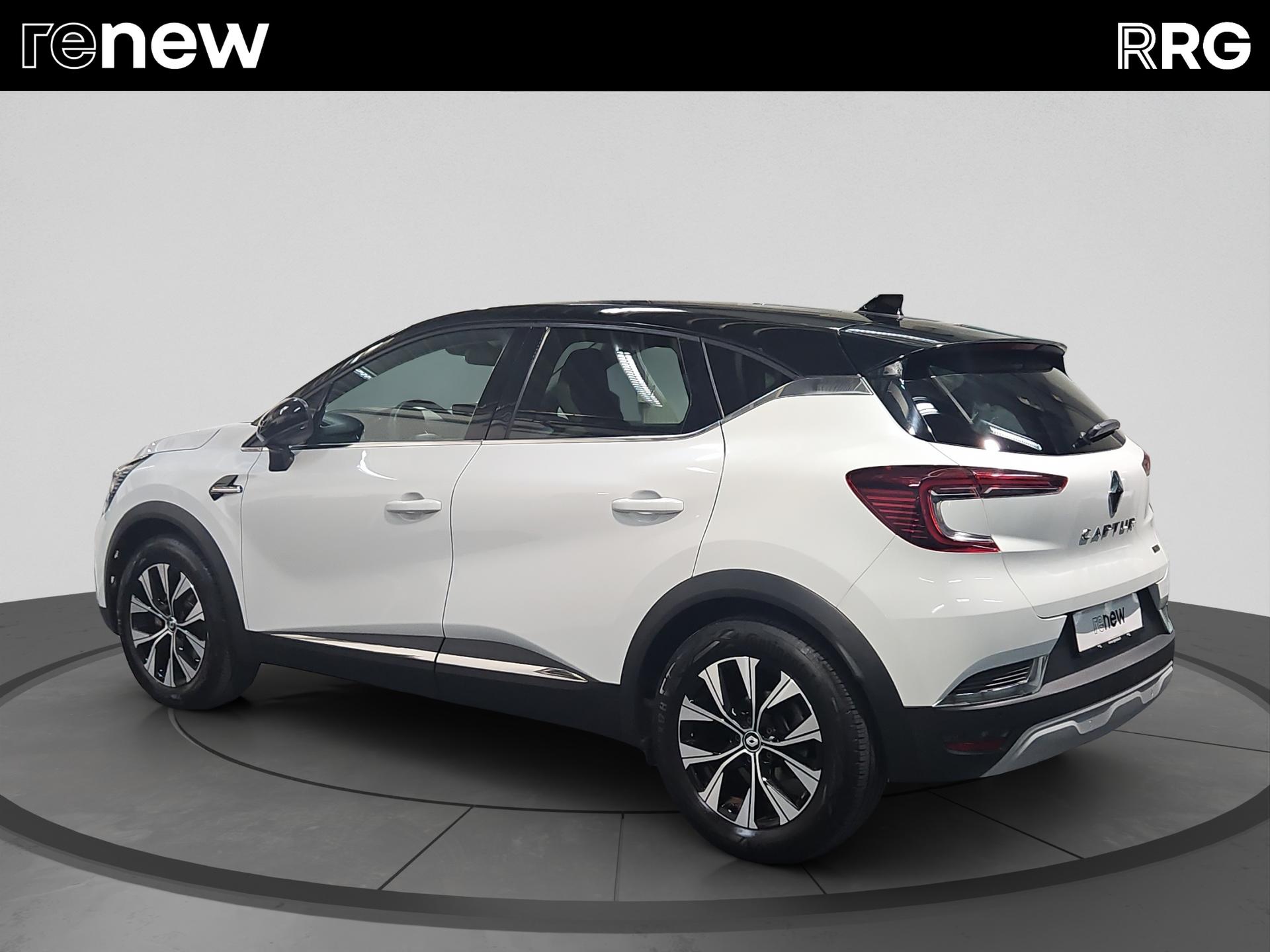 RENAULT Captur 1.6 E-Tech 145 Techno DHT-image-4