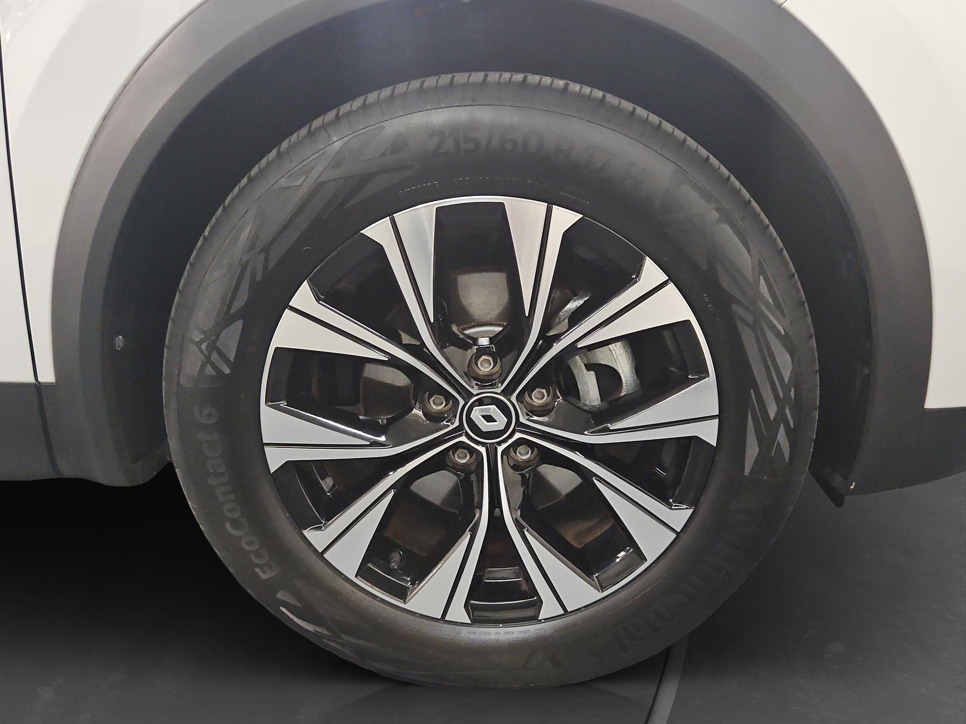 RENAULT Captur 1.6 E-Tech 145 Techno DHT-image-17