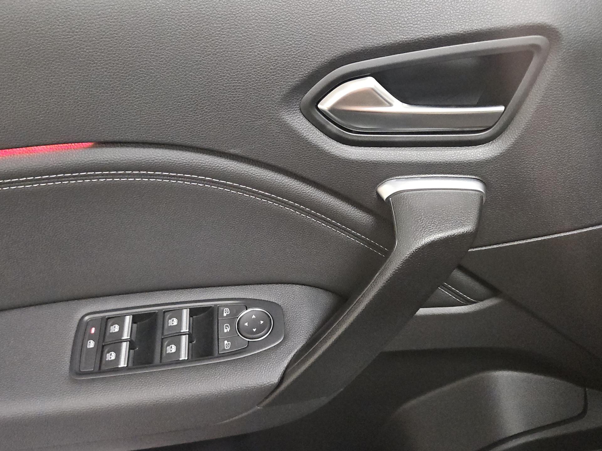 RENAULT Captur 1.6 E-Tech 145 Techno DHT-image-18