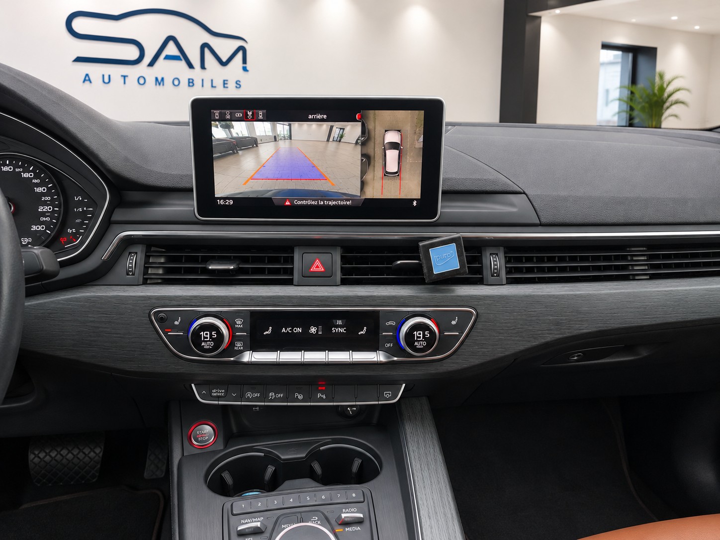 AUDI A4 Avant 3.0 TDI Design quattro tiptronic-image-8