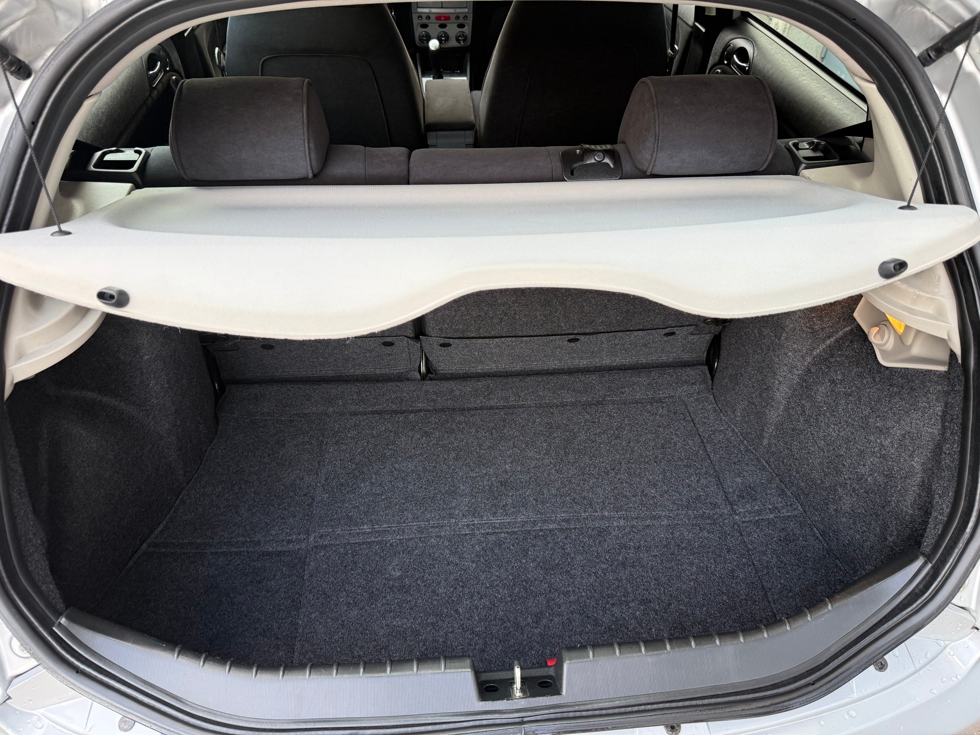 ALFA ROMEO 147 1.6 TS 16V Progression-image-13