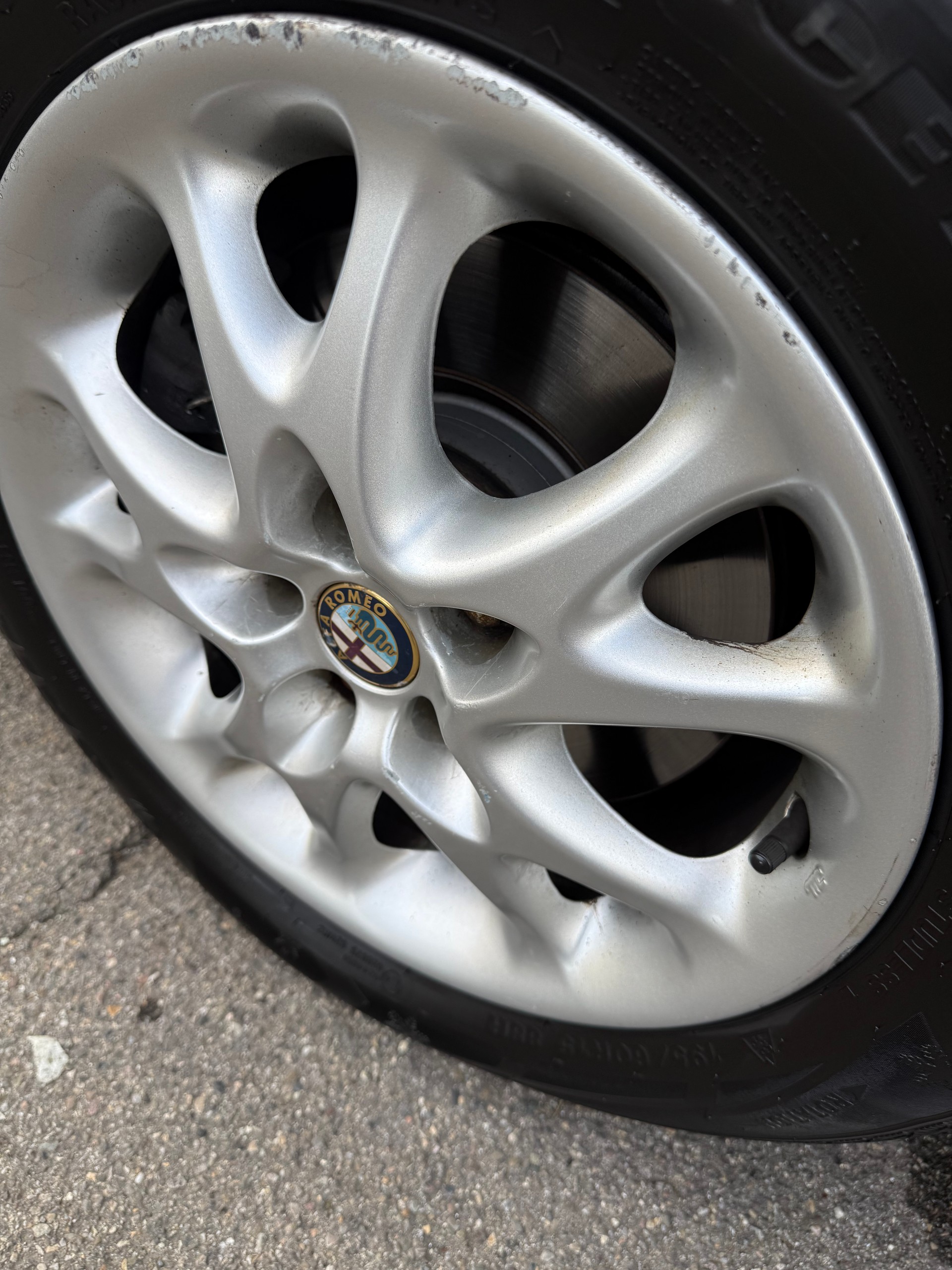 ALFA ROMEO 147 1.6 TS 16V Progression-image-14