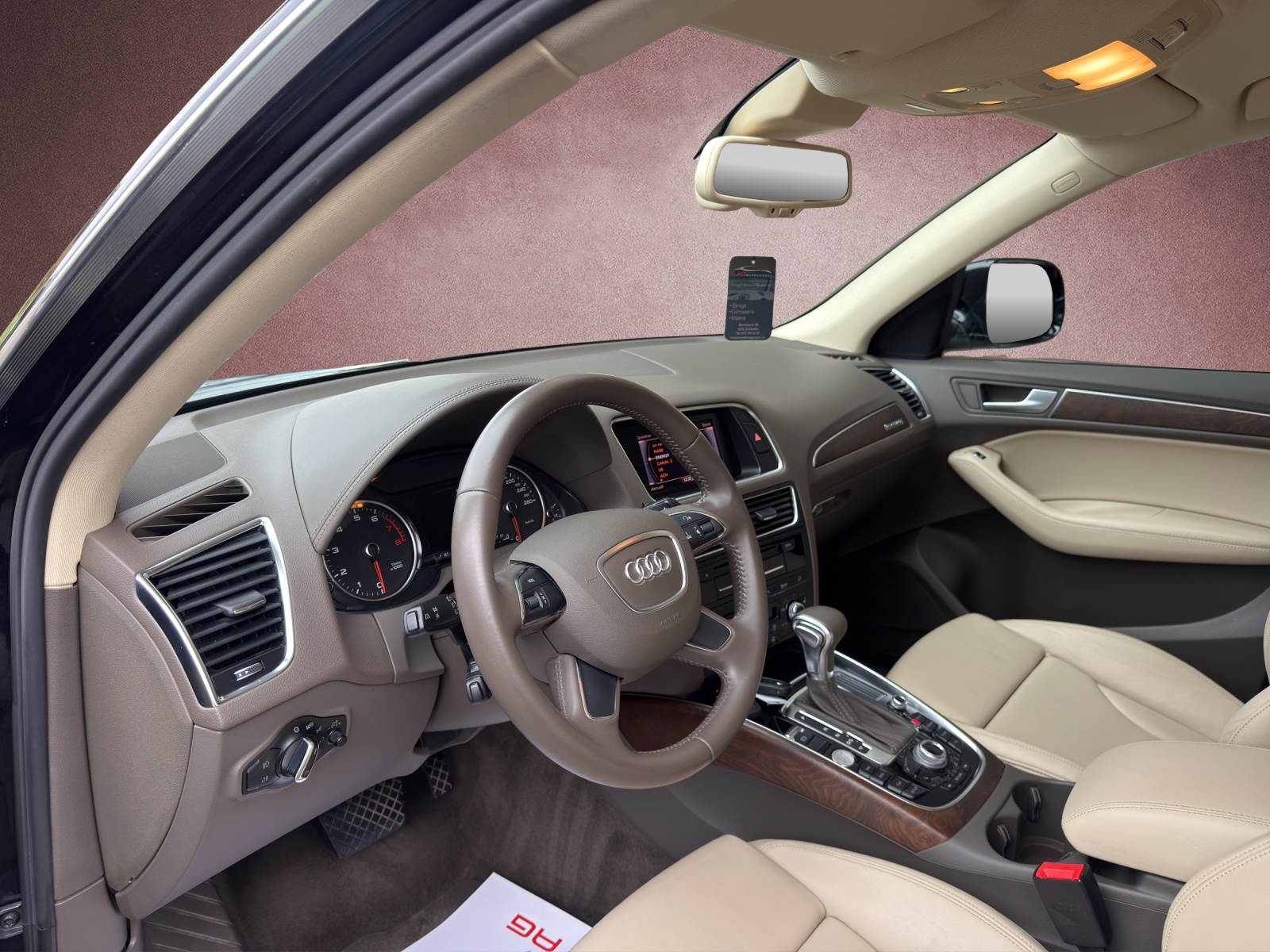 AUDI Q5 2.0 TFSI quattro tiptronic-image-6