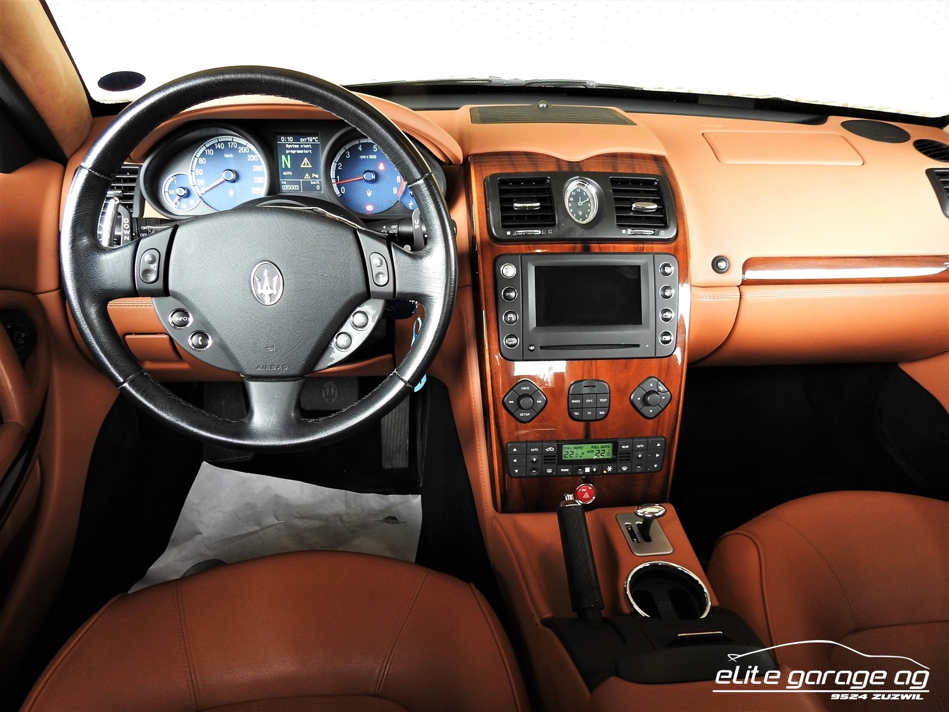MASERATI Quattroporte 4.2 Exec. GT-image-6