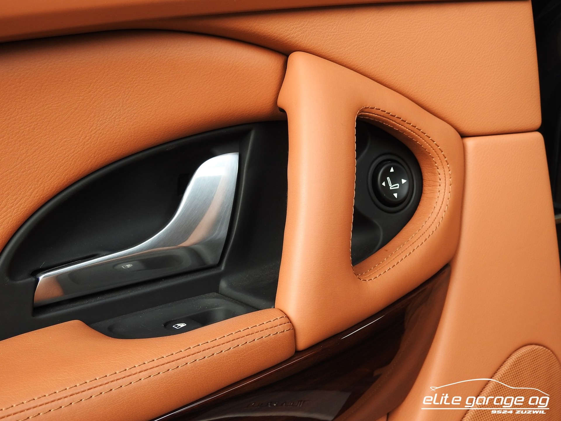 MASERATI Quattroporte 4.2 Exec. GT-image-15