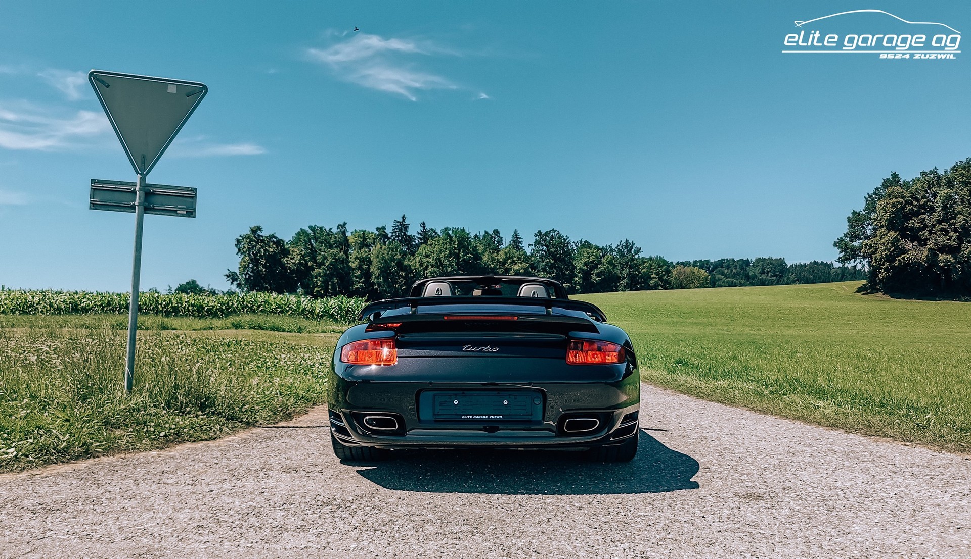 PORSCHE 911 Cabrio Turbo-image-7