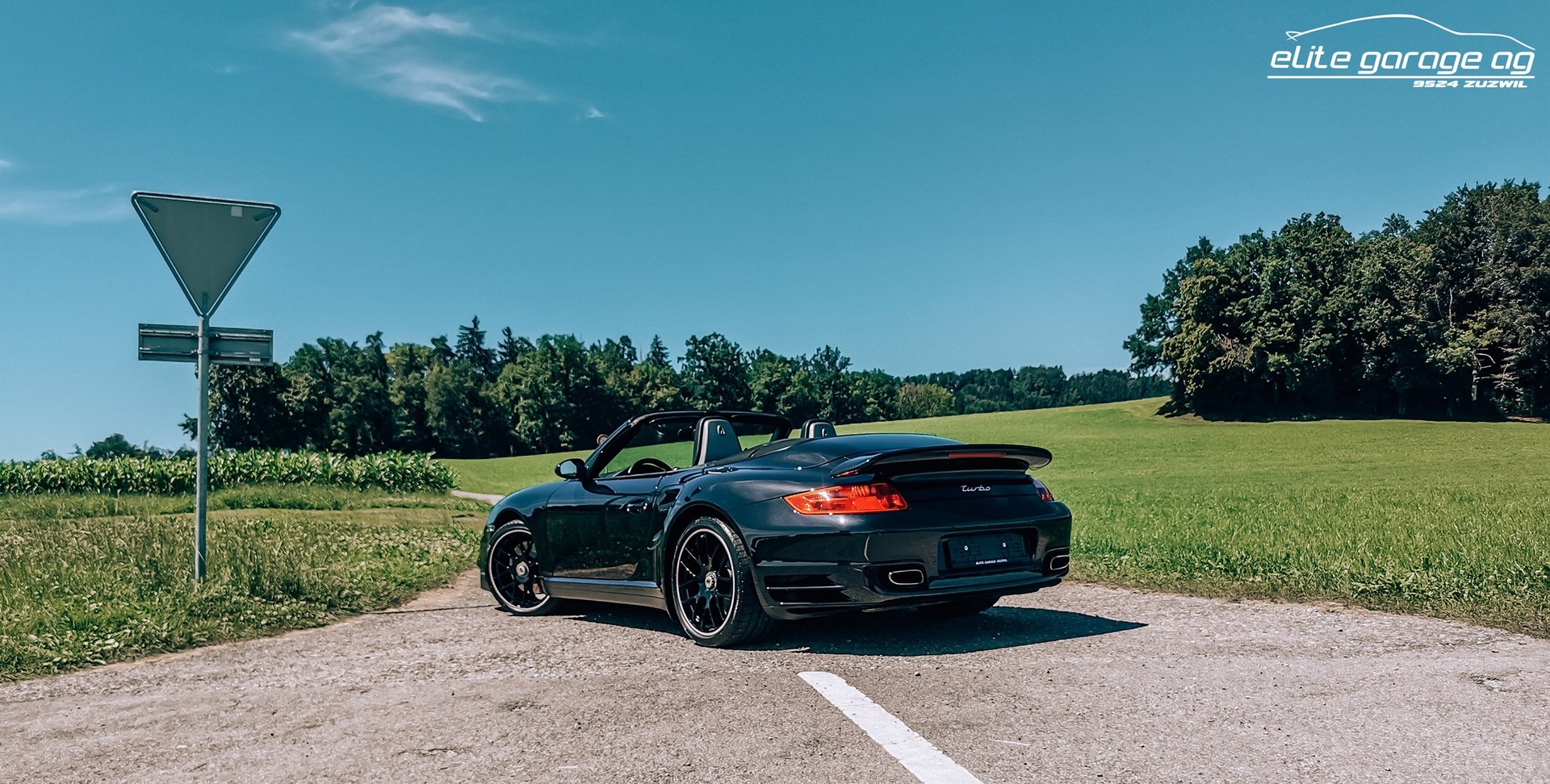 PORSCHE 911 Cabrio Turbo-image-8
