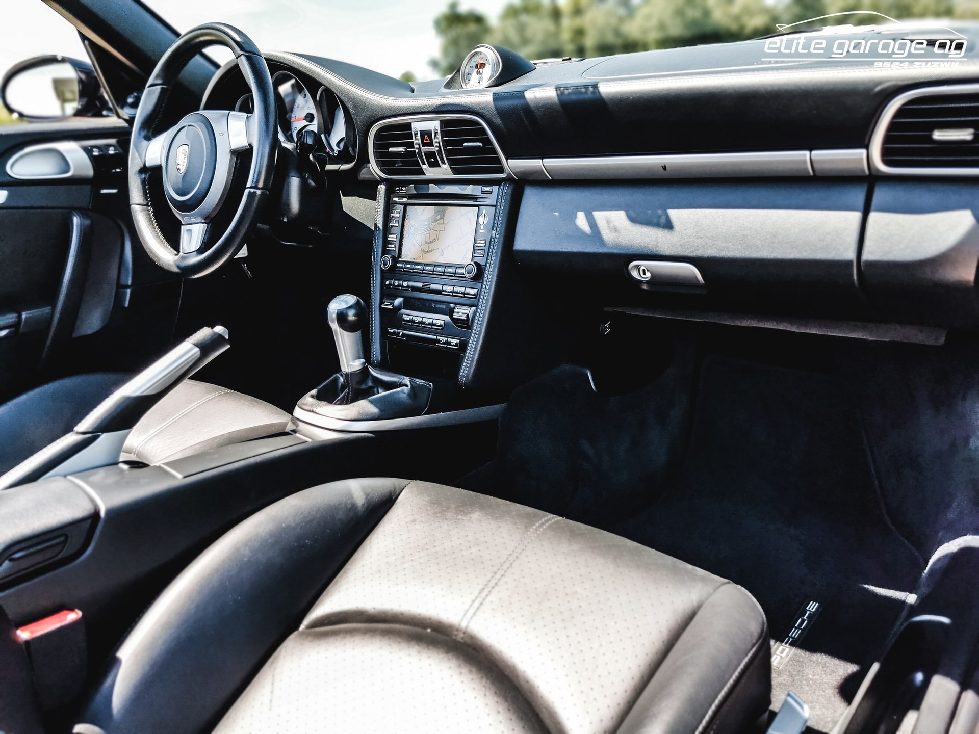 PORSCHE 911 Cabrio Turbo-image-14