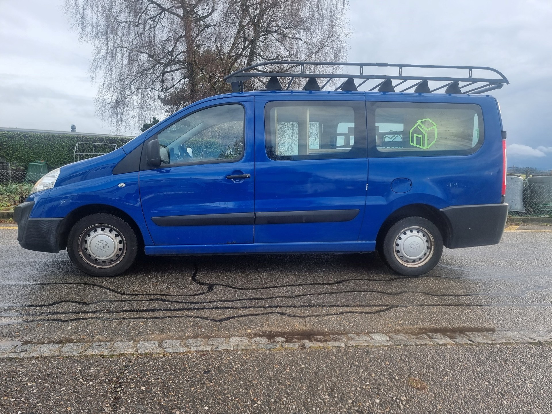PEUGEOT Expert 2.0 HDi 229 L2H1-image-4