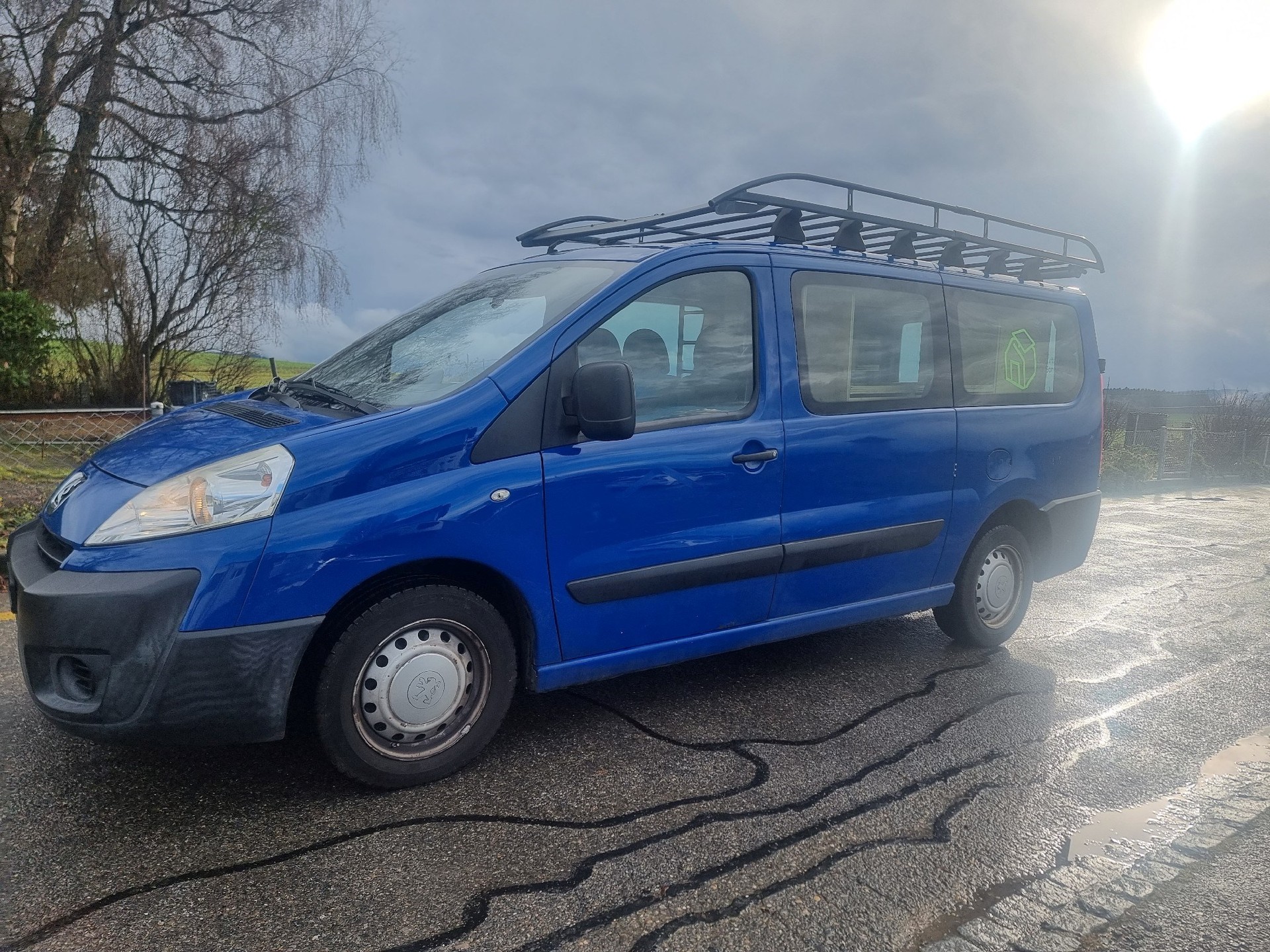 PEUGEOT Expert 2.0 HDi 229 L2H1-image-3
