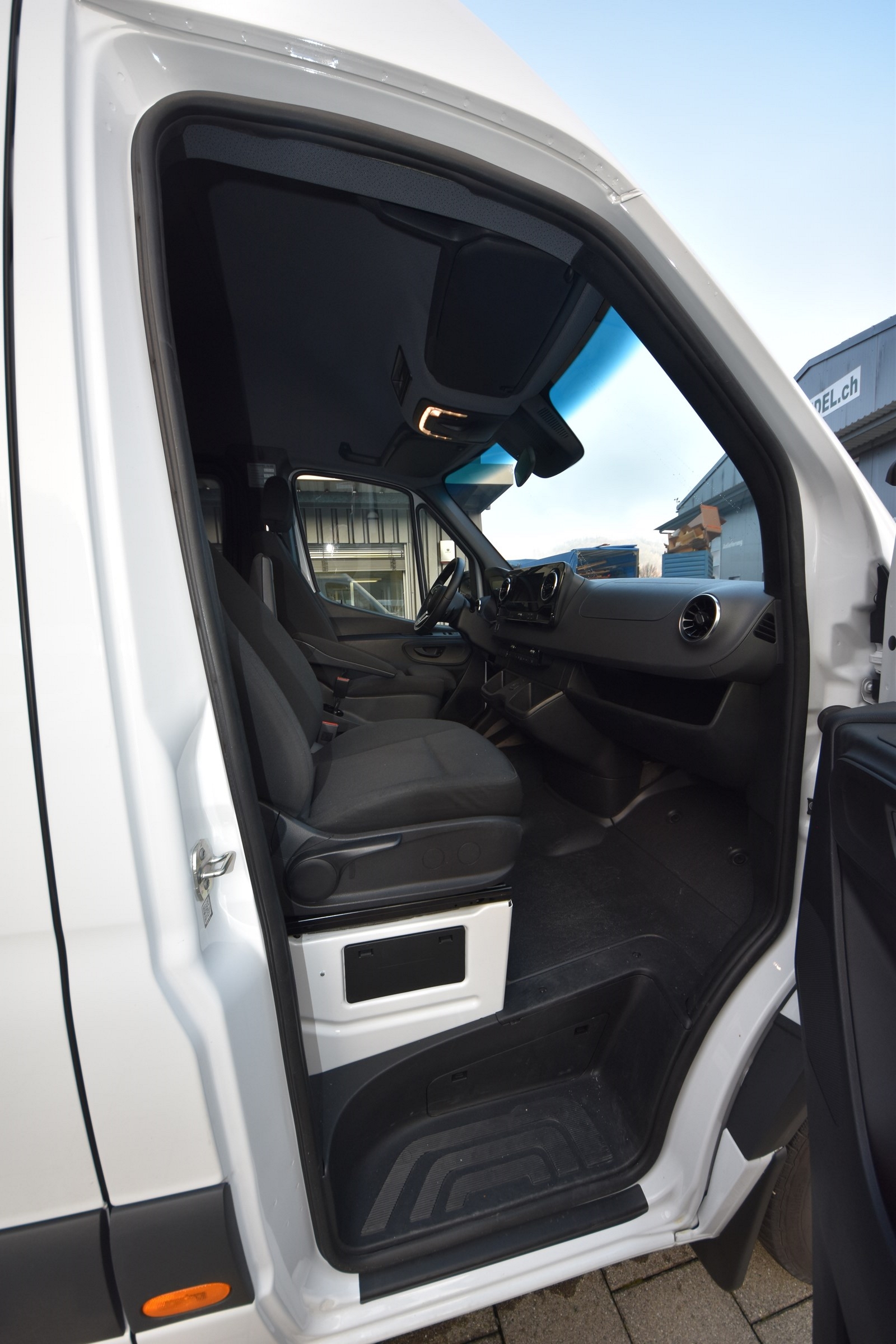 MERCEDES-BENZ Sprinter (F07) 519-image-5