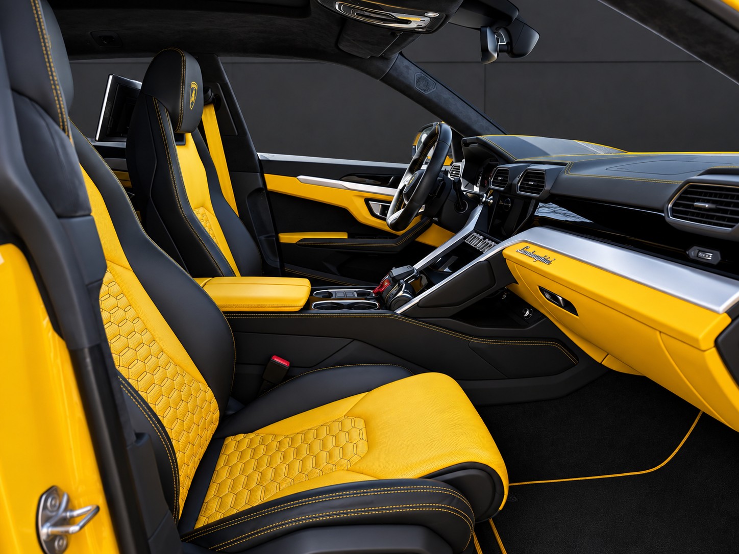 LAMBORGHINI Urus E-Gear-image-13