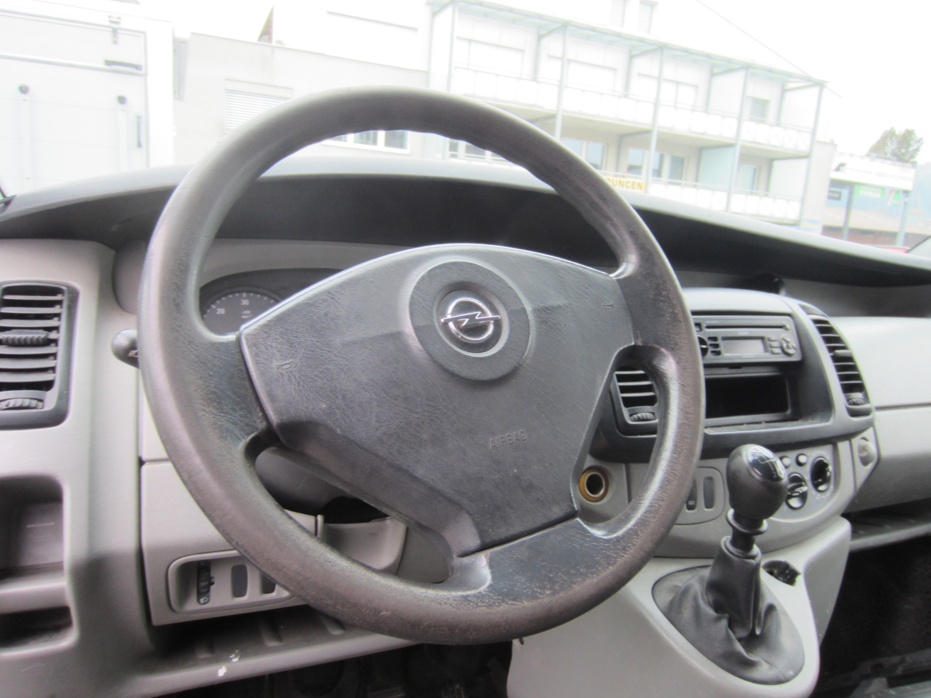 OPEL Vivaro 2.5 CDTI 2.9t L1H1-image-5