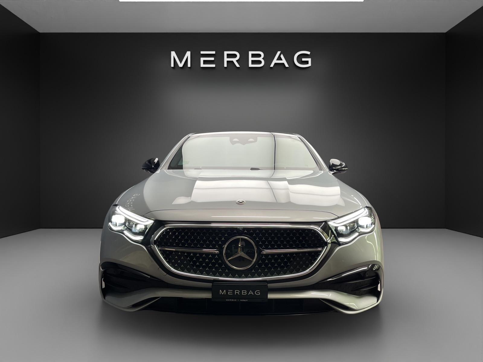 MERCEDES-BENZ E 400 e 4Matic 9G-Tronic-image-1