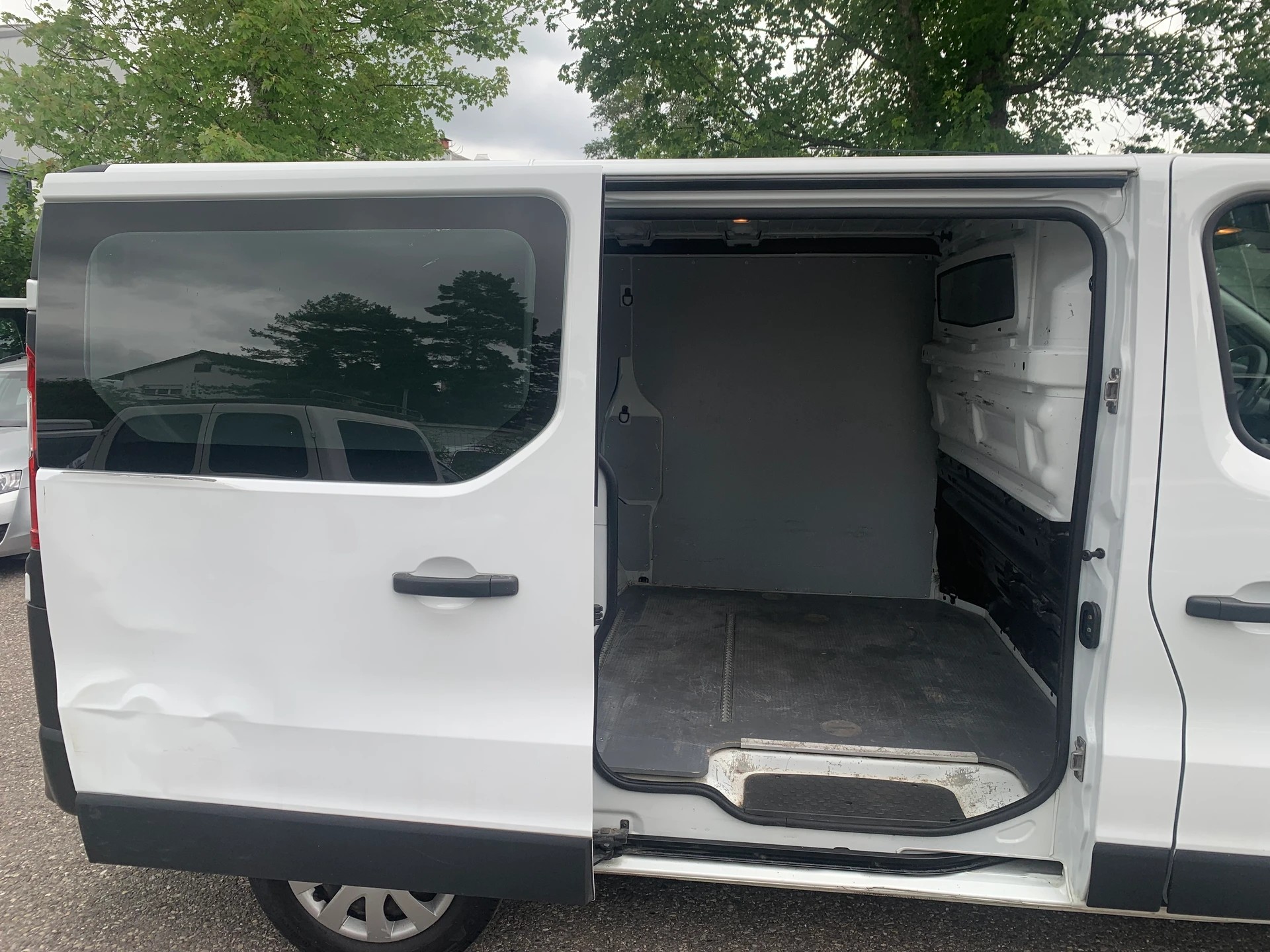 RENAULT Trafic 1.6 ENERGY TwinT. dCi125 2.9t Busin. L1H1 * 03x Sitze ** Klimaanlage ** Frisch Ab MFK*-image-6