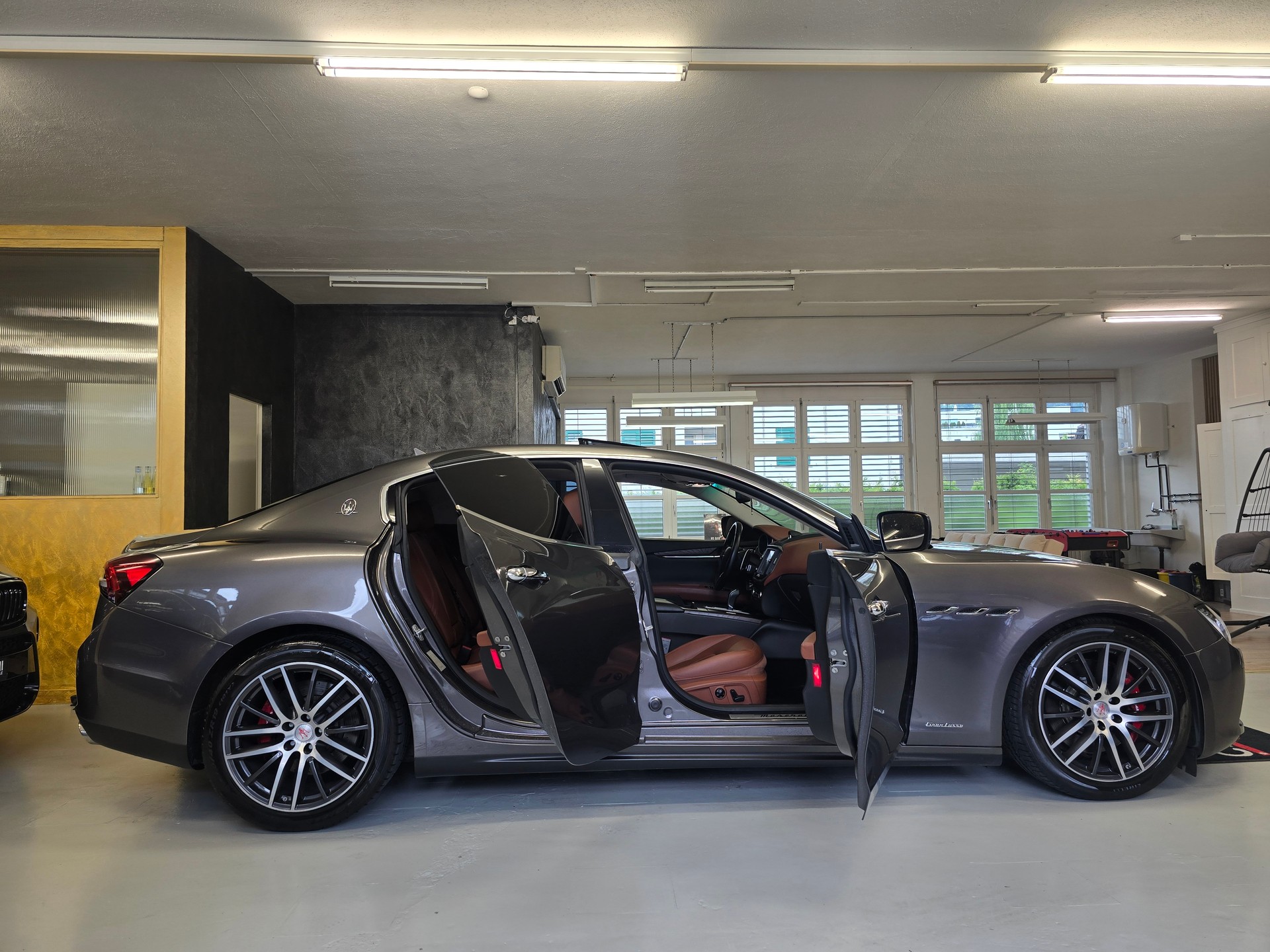 MASERATI Ghibli S Q4 3.0 V6 Automatica-image-6