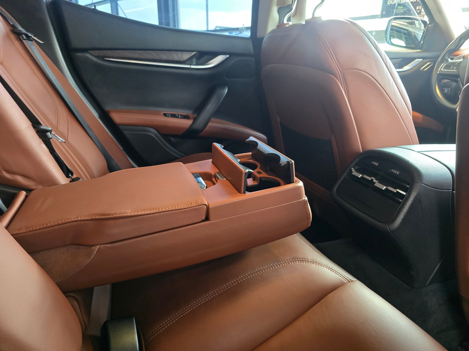MASERATI Ghibli S Q4 3.0 V6 Automatica-image-9
