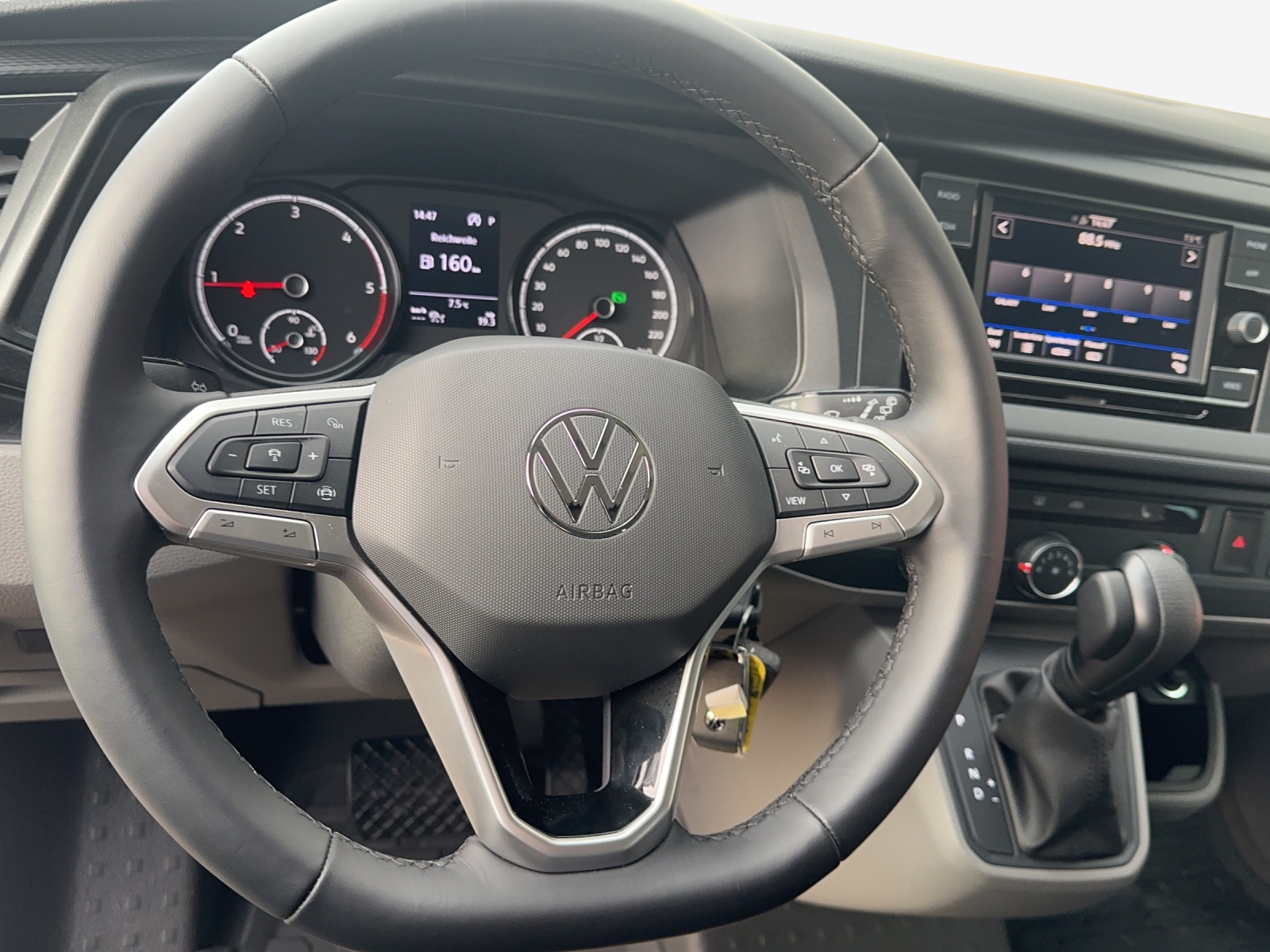 VW T6.1 2.0 TDI Envia Free 4Motion DSG-image-9