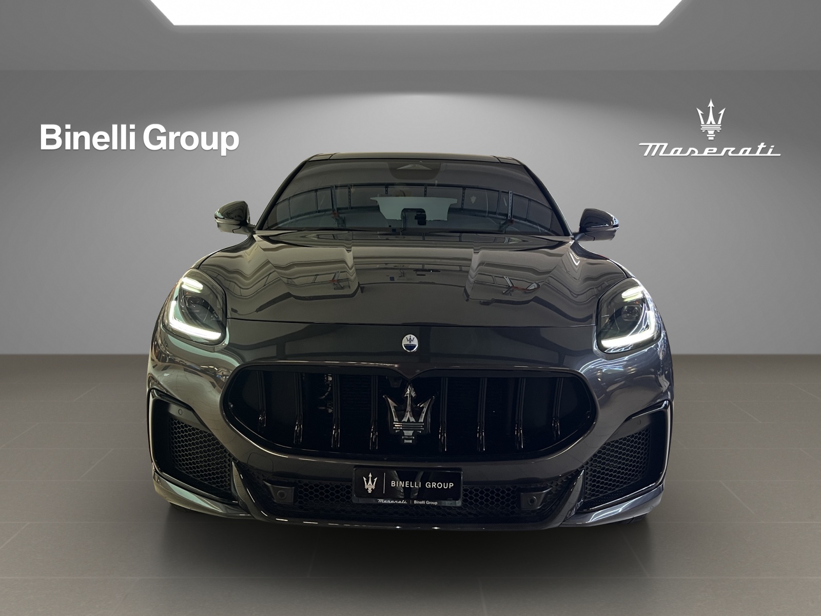 MASERATI Grecale 3.0 Trofeo Automatica-image-1