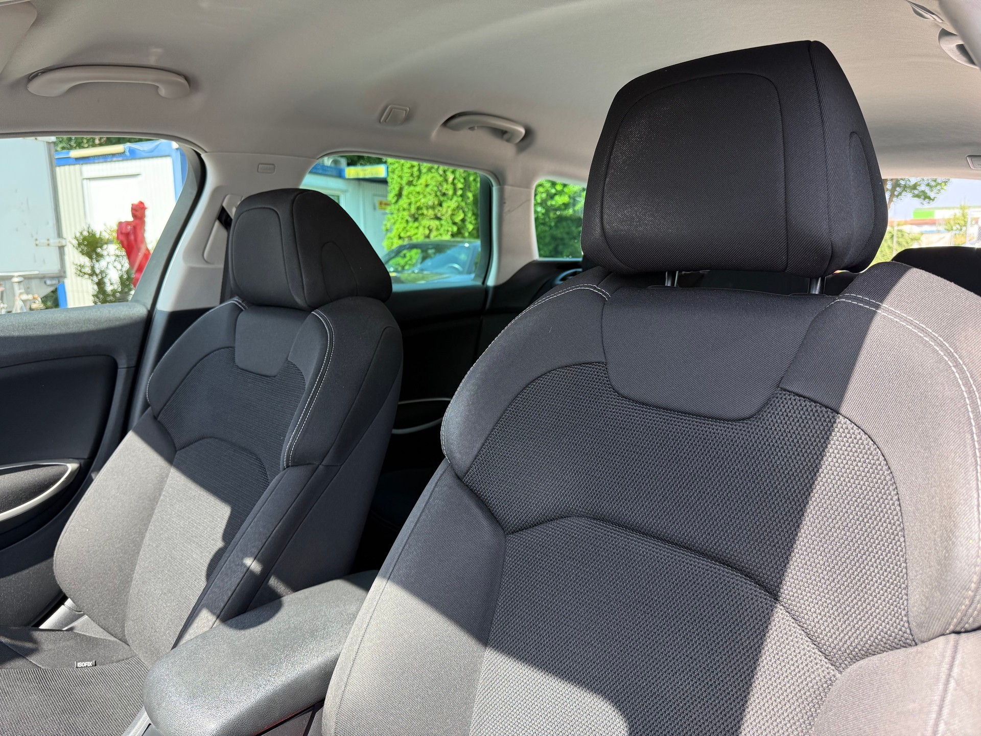 CITROEN C5 Tourer 2.2 HDi Dynamique+-image-11