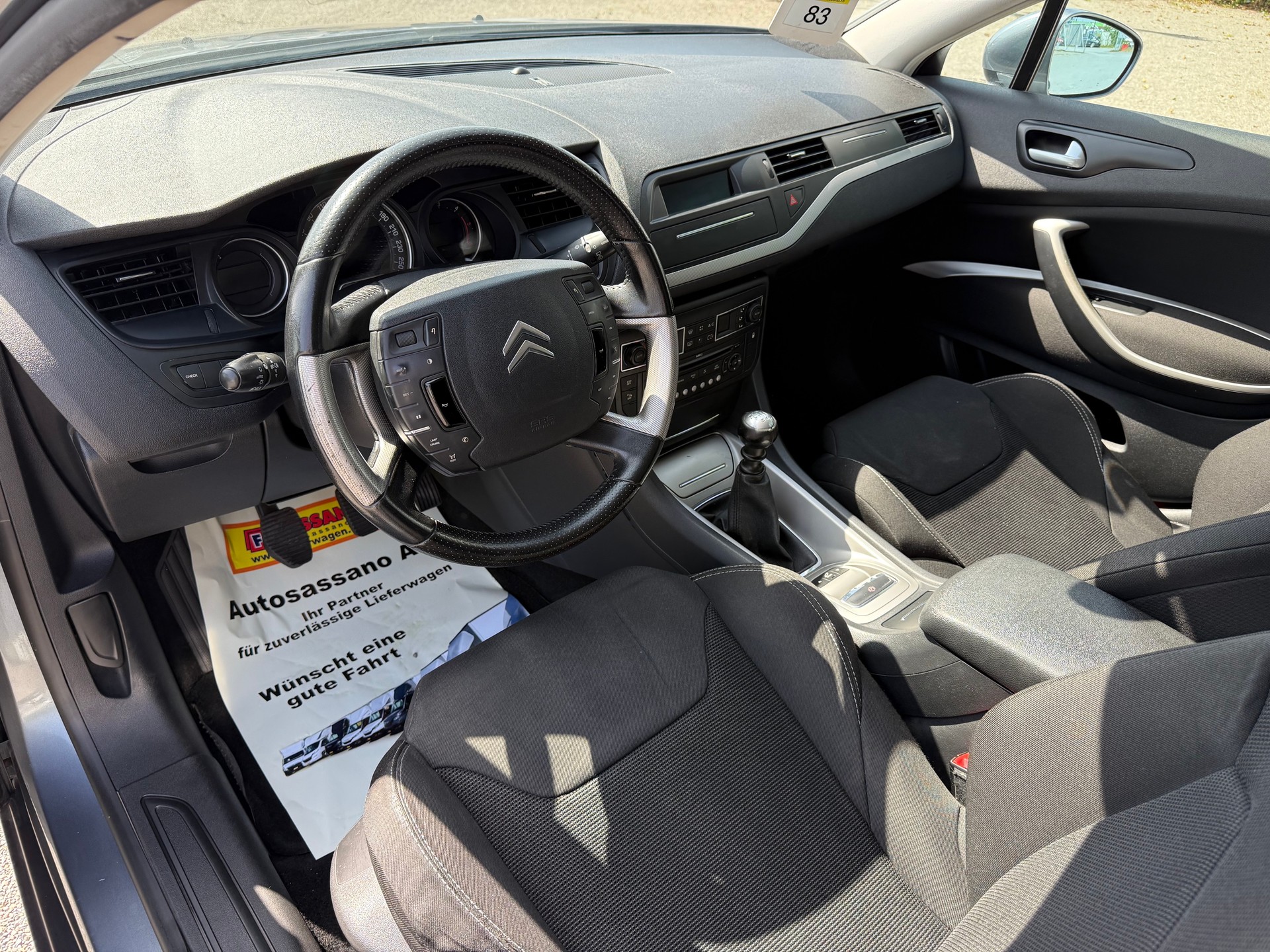 CITROEN C5 Tourer 2.2 HDi Dynamique+-image-10