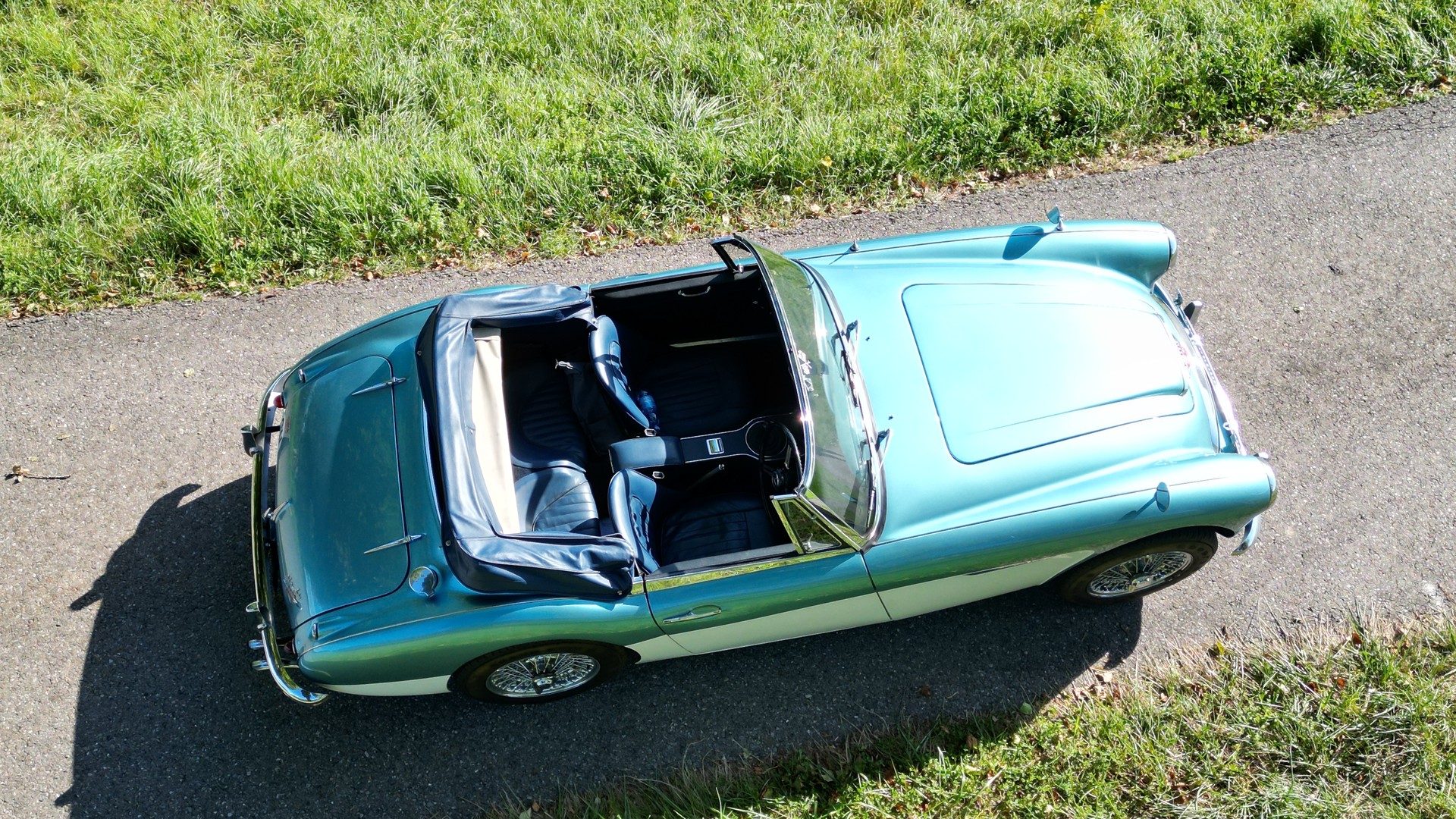 AUSTIN-HEALEY MK III 3000 Sport-image-14