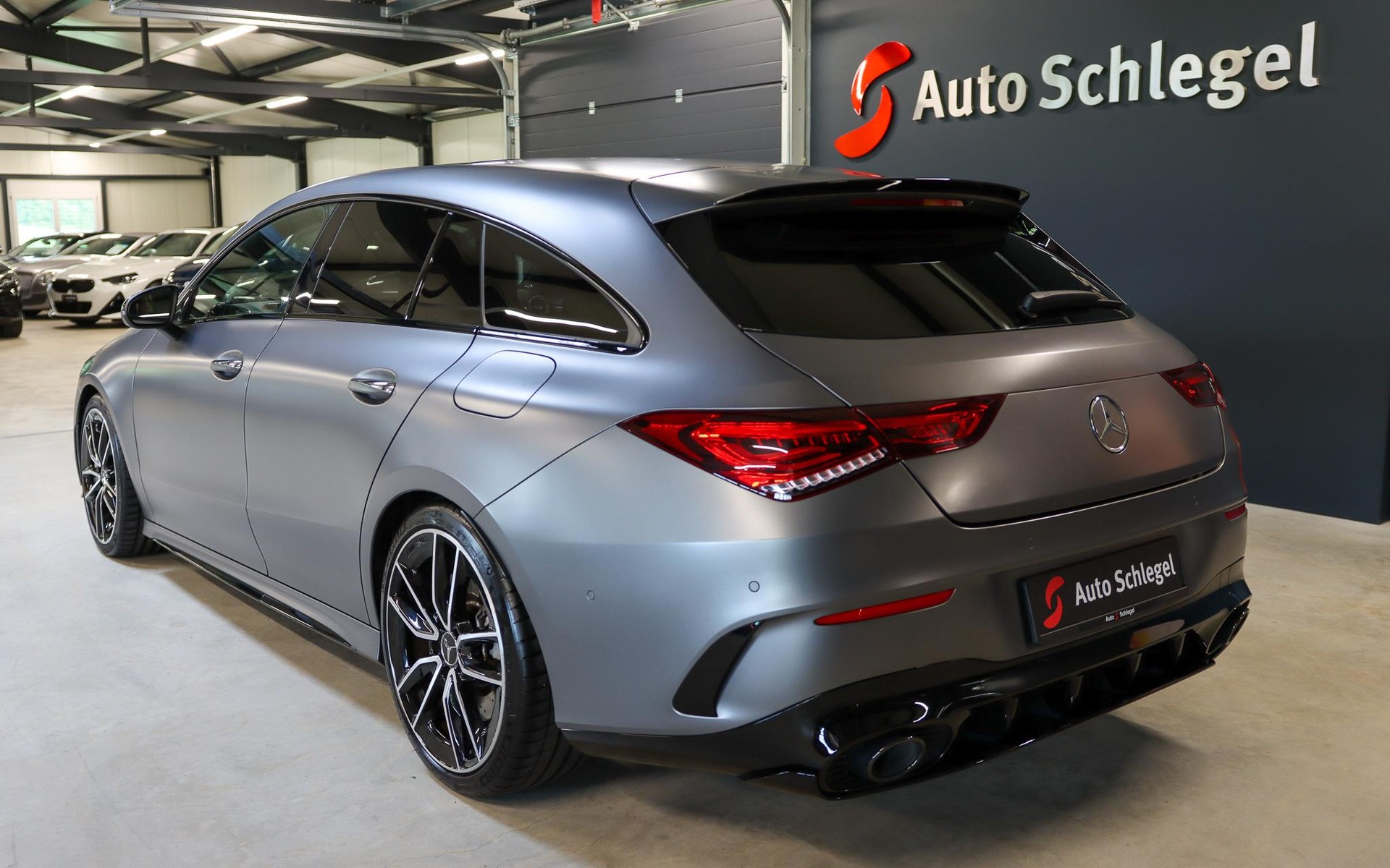 MERCEDES-BENZ CLA 35 AMG 4matic Shooting Brake-image-3