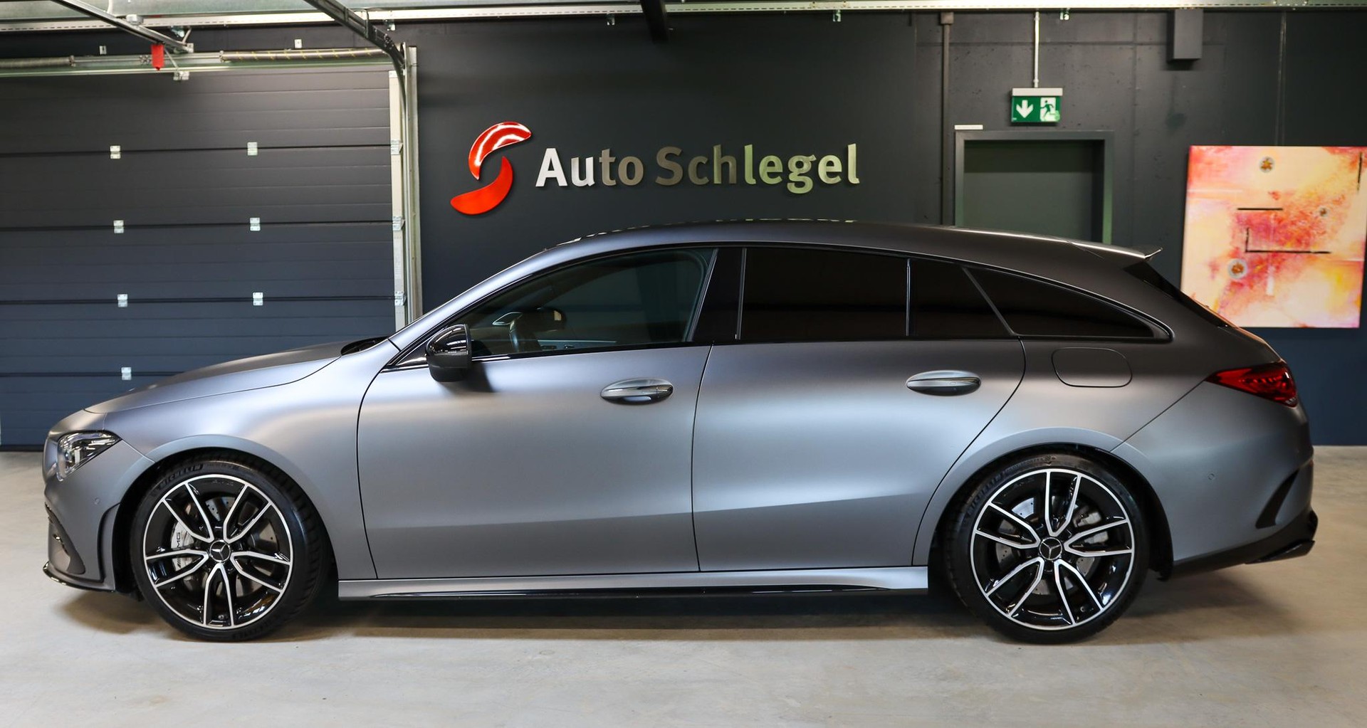 MERCEDES-BENZ CLA 35 AMG 4matic Shooting Brake-image-2