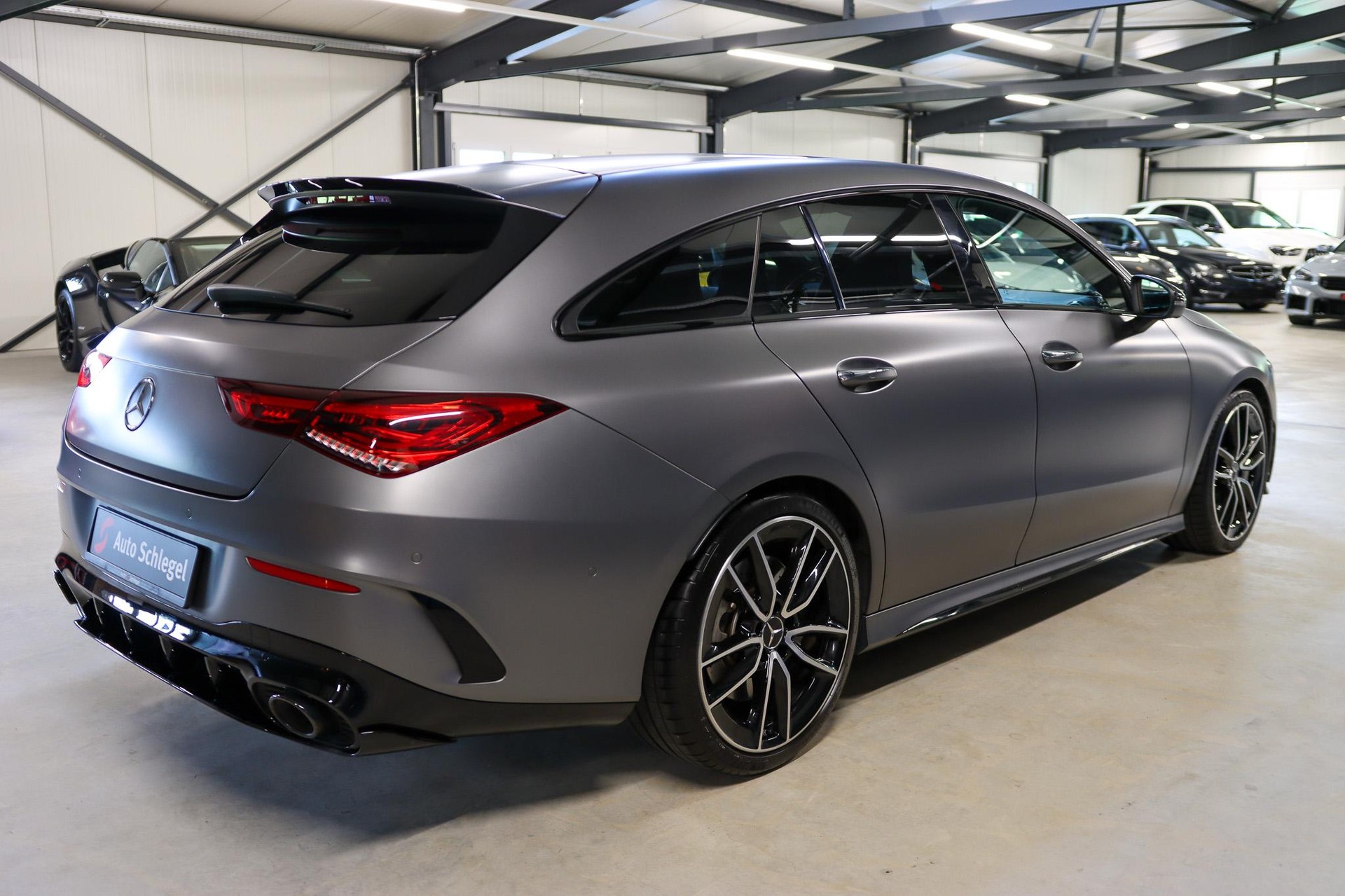 MERCEDES-BENZ CLA 35 AMG 4matic Shooting Brake-image-5