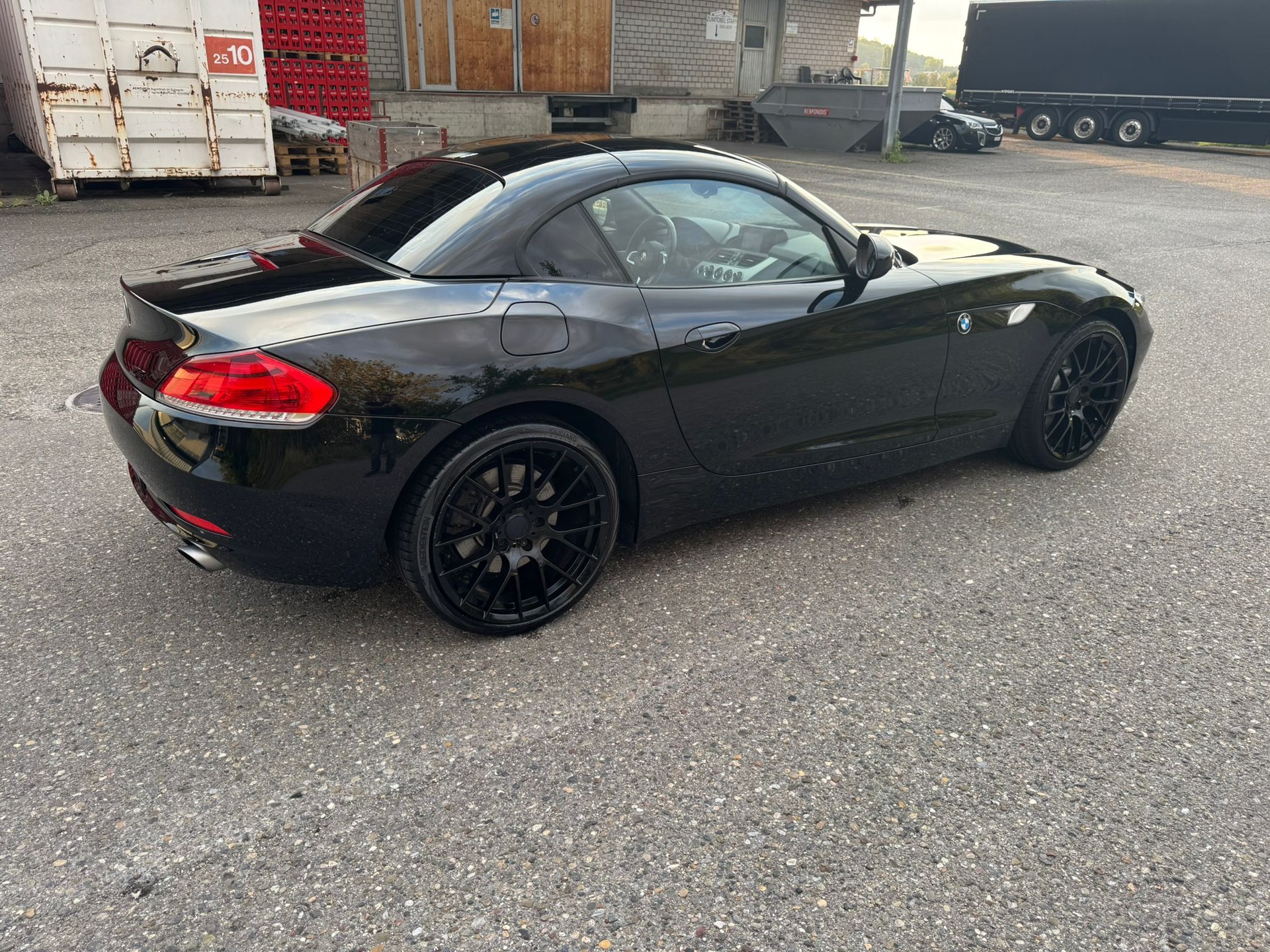 BMW Z4 sDrive35i-image-5