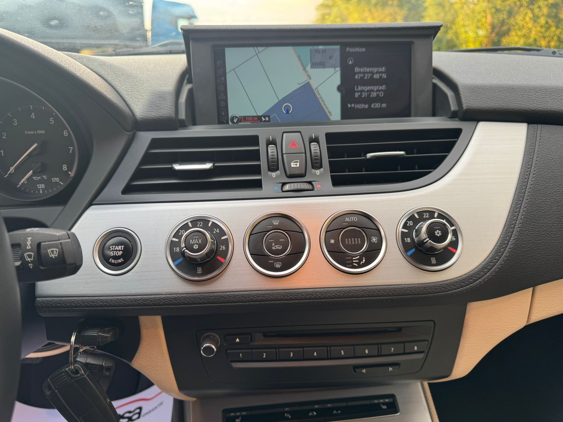 BMW Z4 sDrive35i-image-19