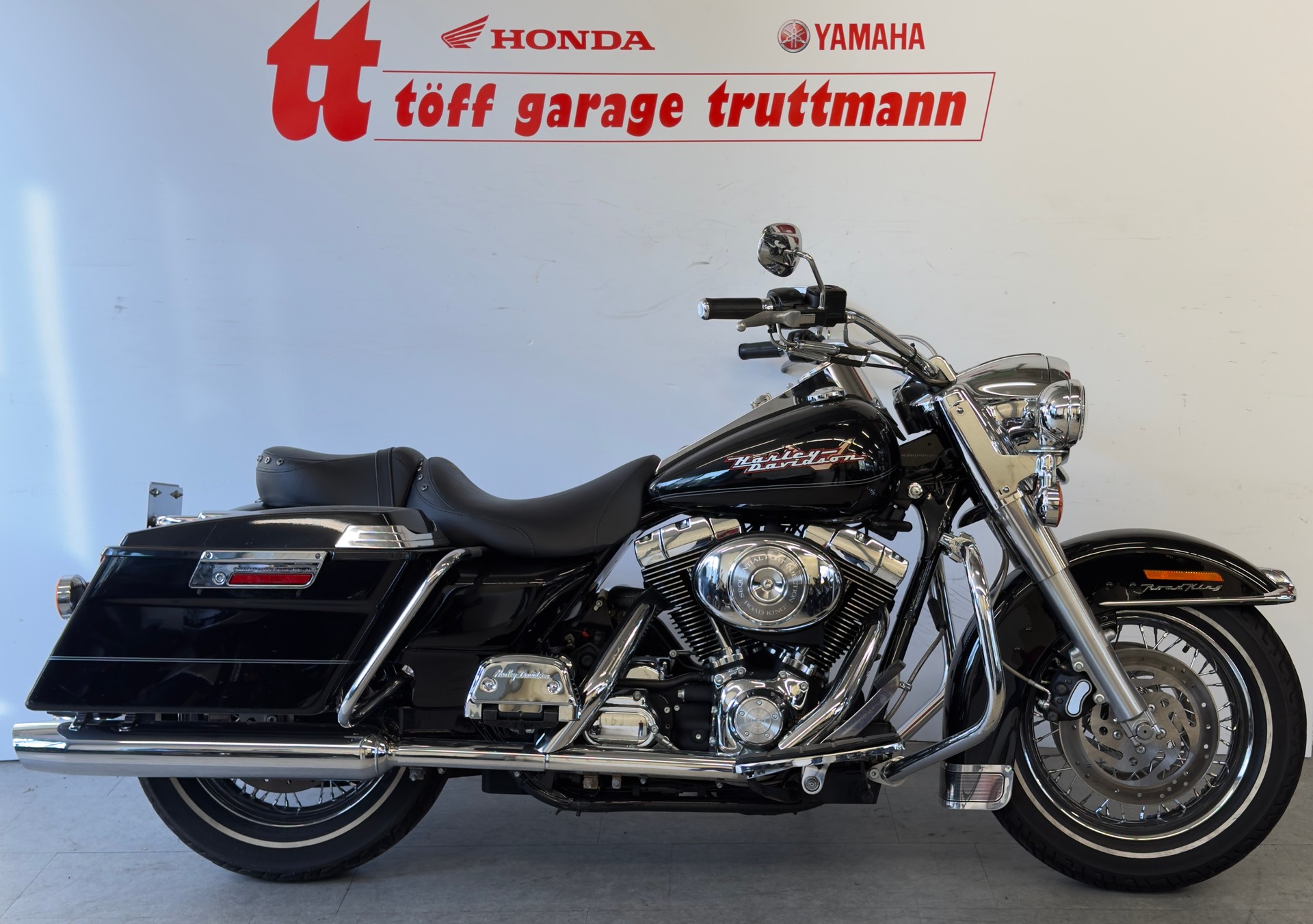 HARLEY-DAVIDSON FLHRI Road King
