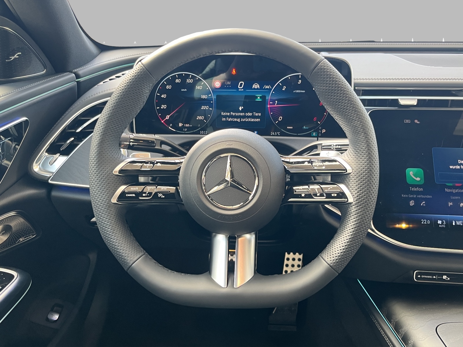 MERCEDES-BENZ E 220 d 4Matic 9G-Tronic-image-12