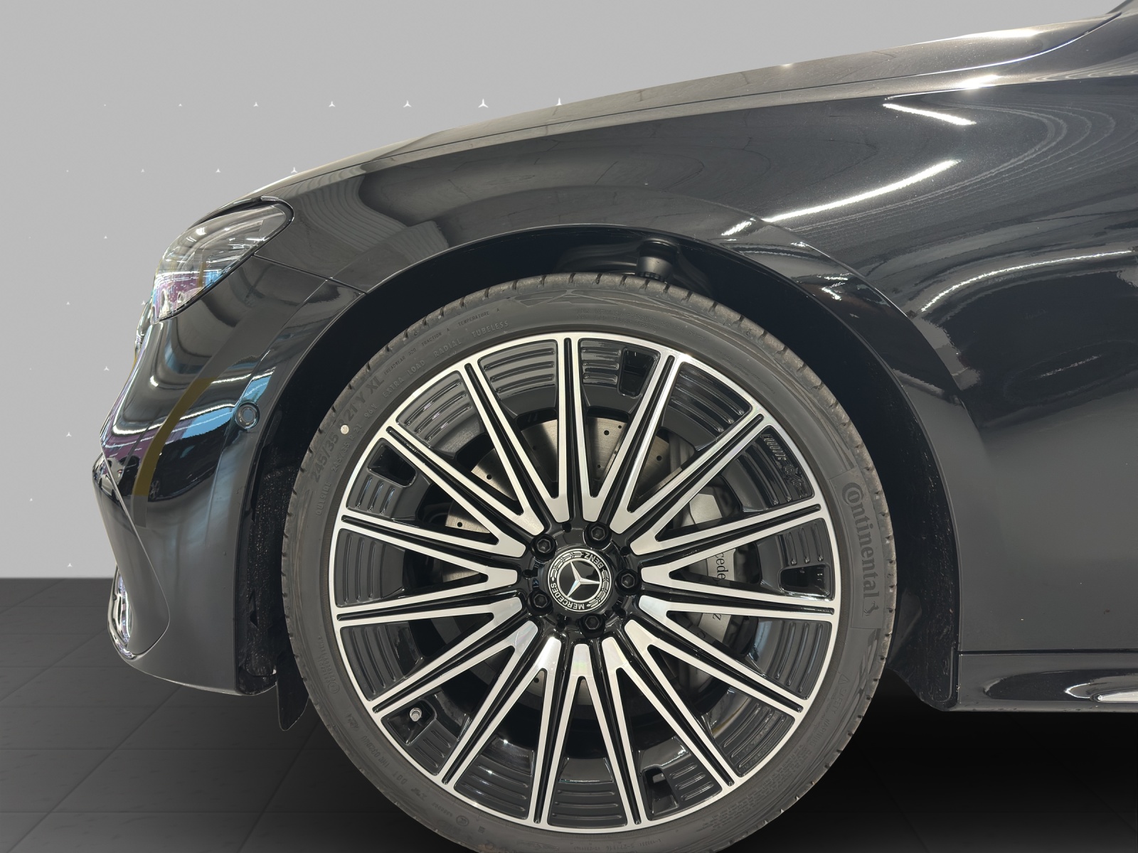 MERCEDES-BENZ E 220 d 4Matic 9G-Tronic-image-15