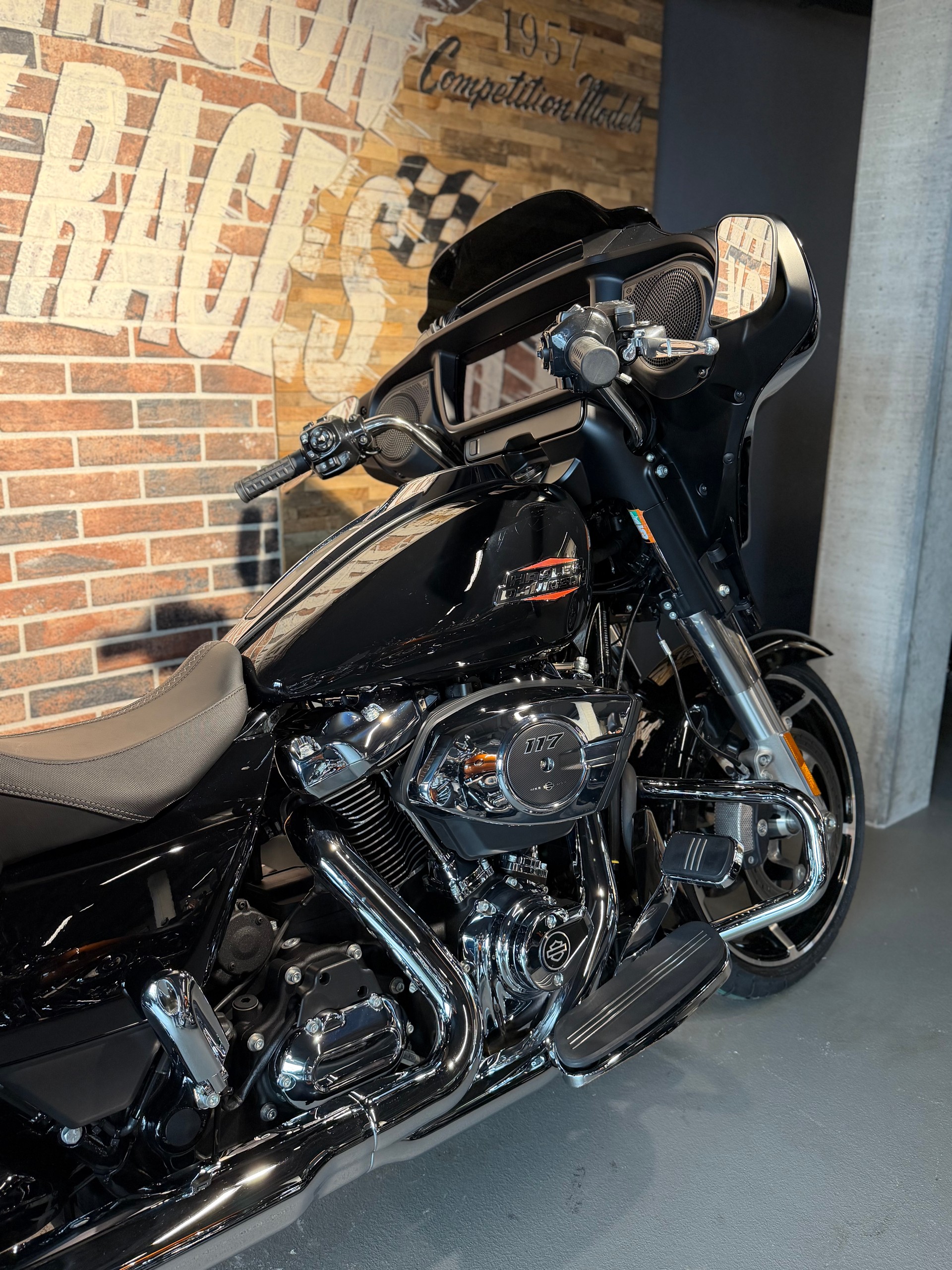 HARLEY-DAVIDSON FLHX Street Glide 117-image-10