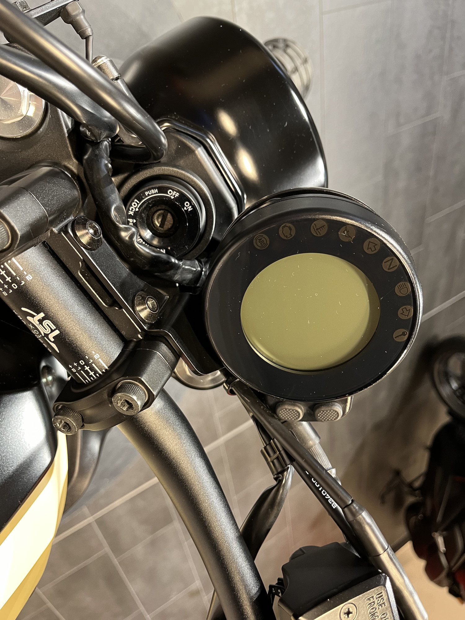 YAMAHA XSR 700 Coyote 2-image-7