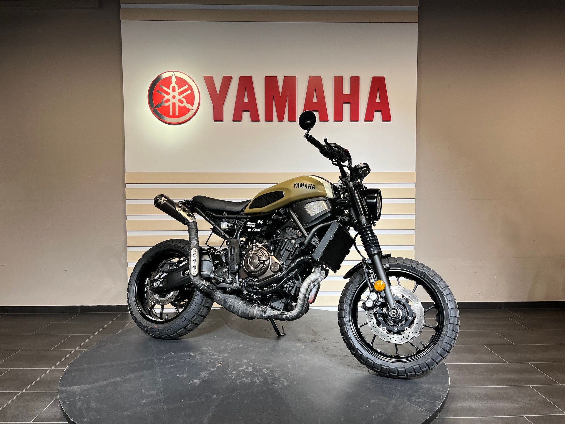 YAMAHA XSR 700 Coyote 2