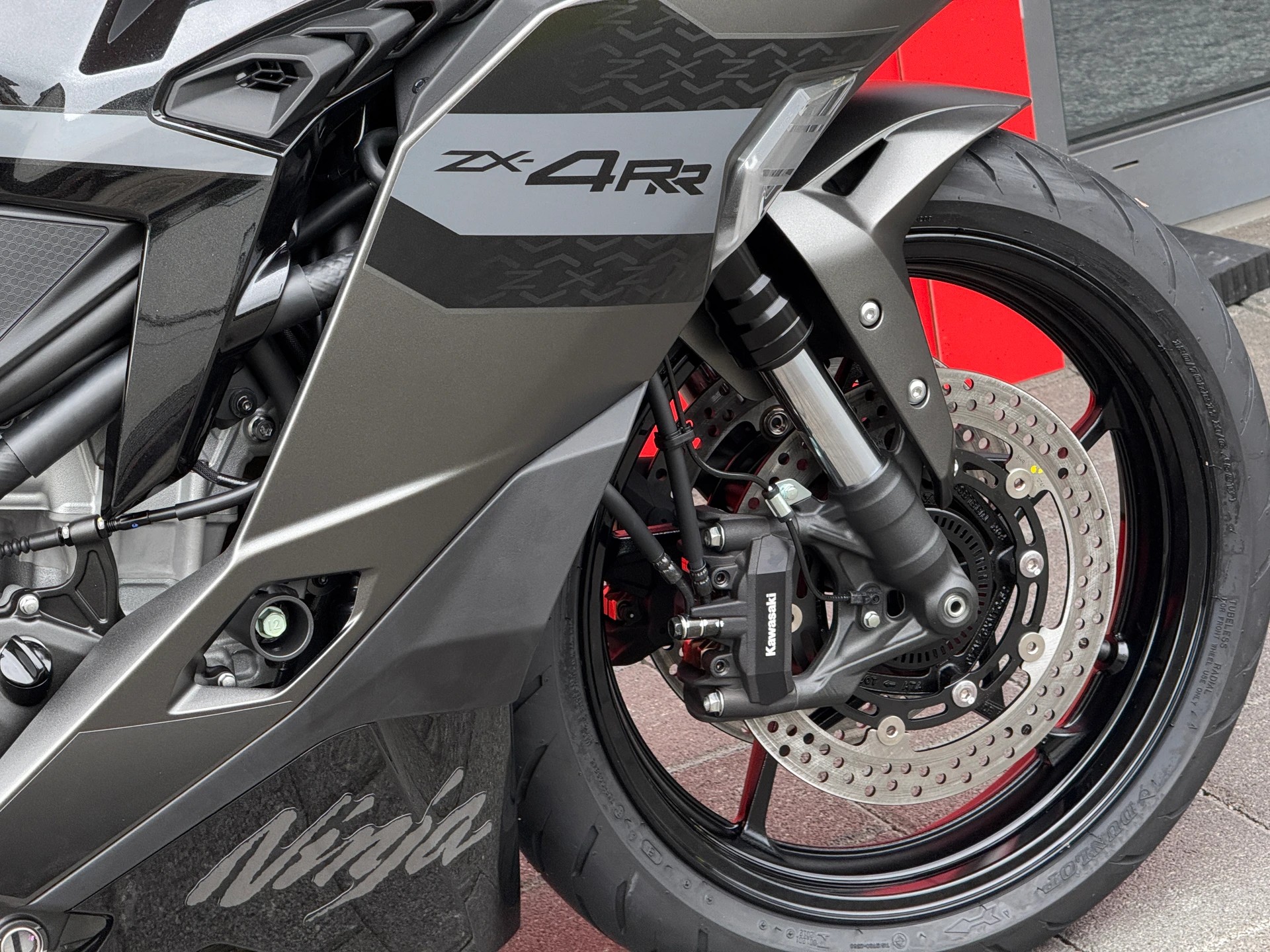 KAWASAKI Ninja ZX-4RR (35kW)-image-6